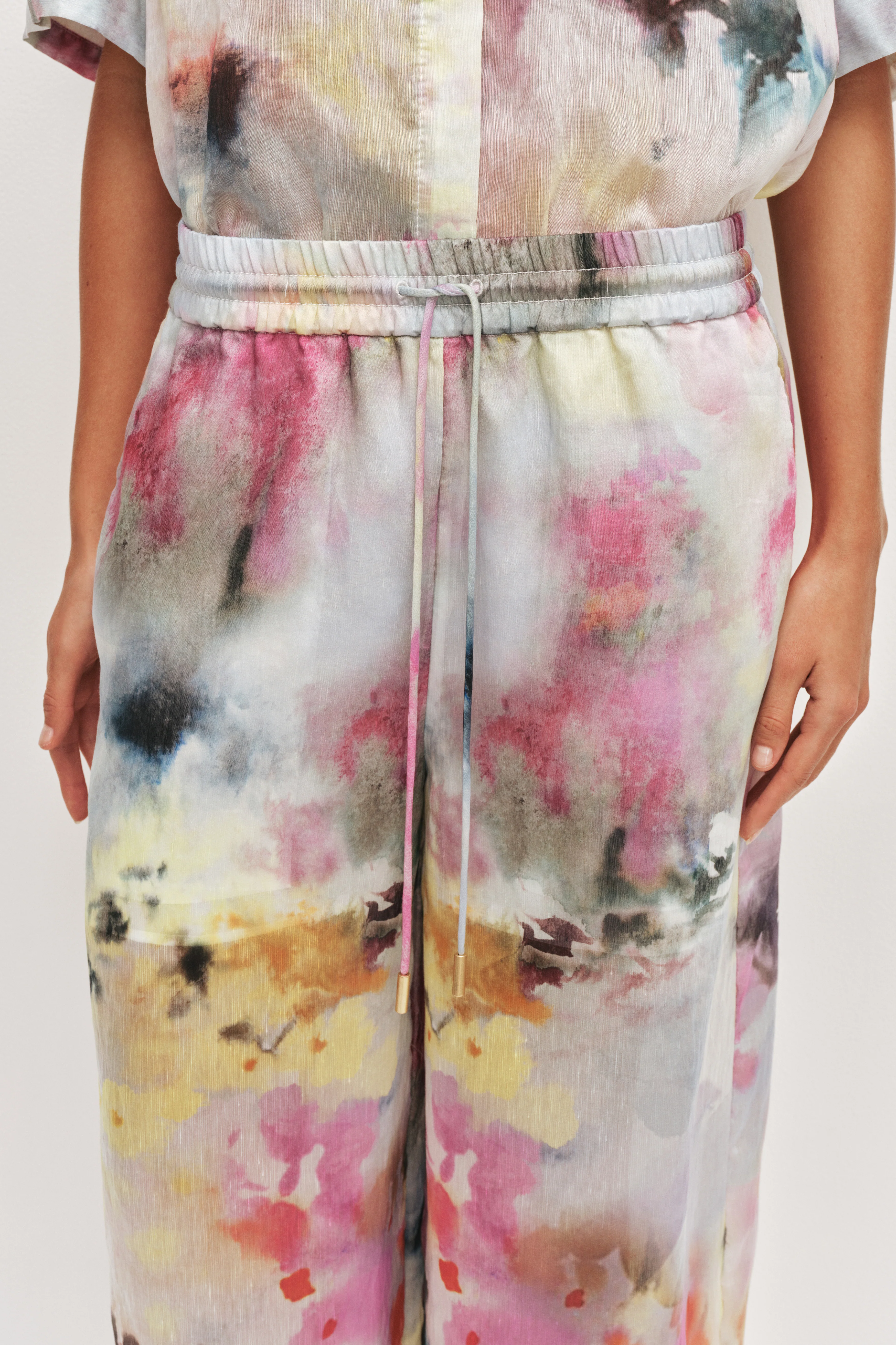 Adina Pant - Image 4