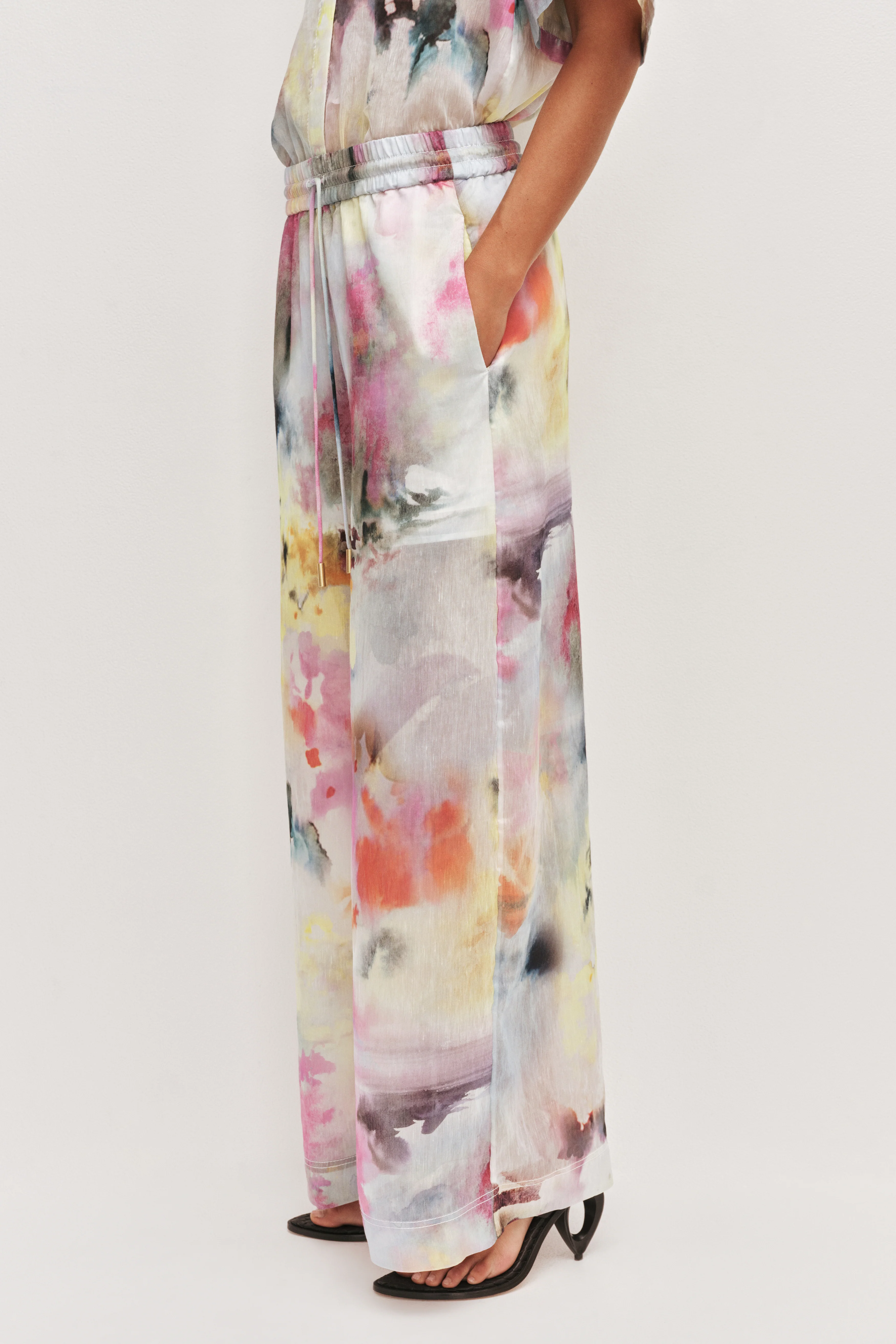 Adina Pant - Image 5