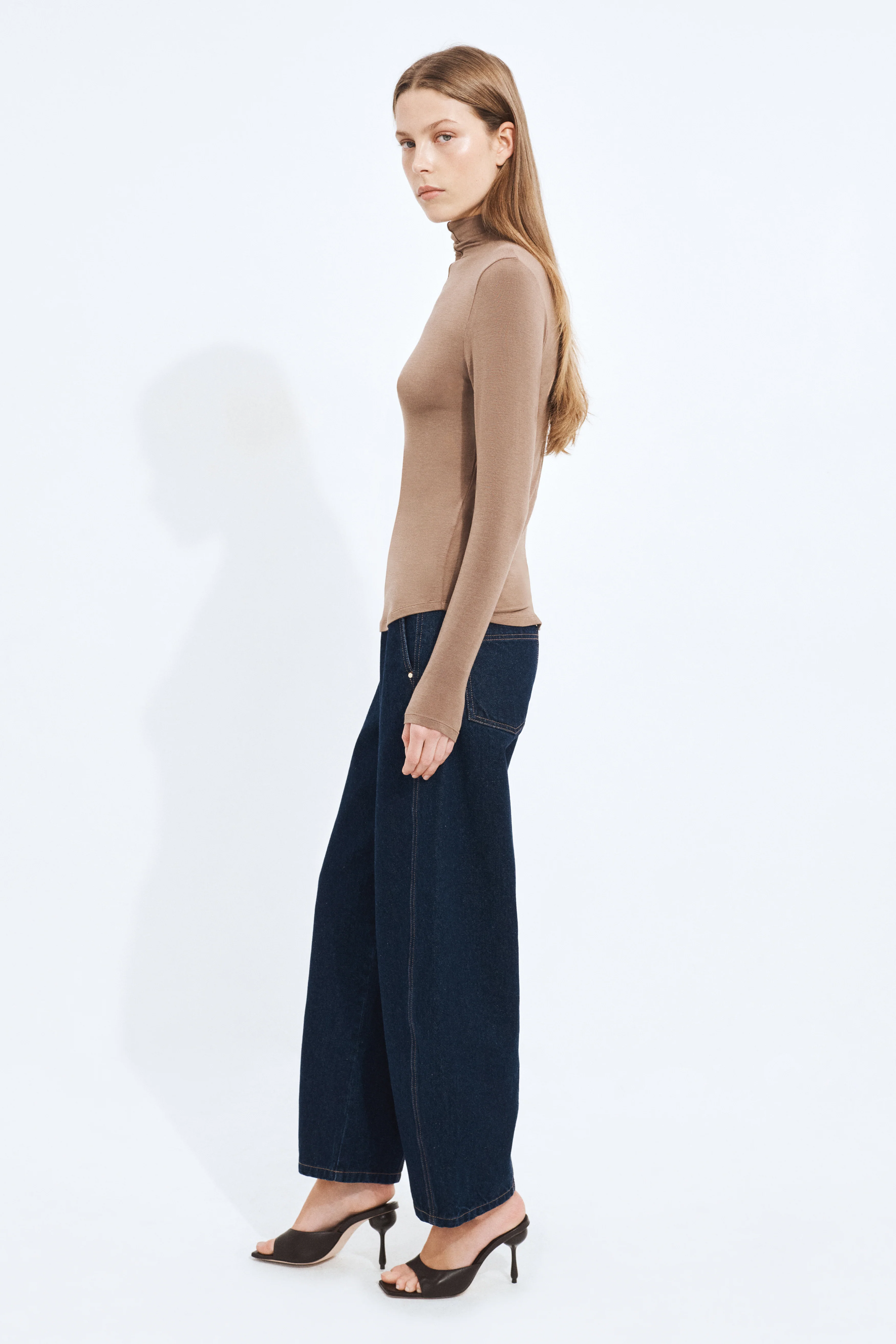 Aella Mock Neck Ls Top - Image 4