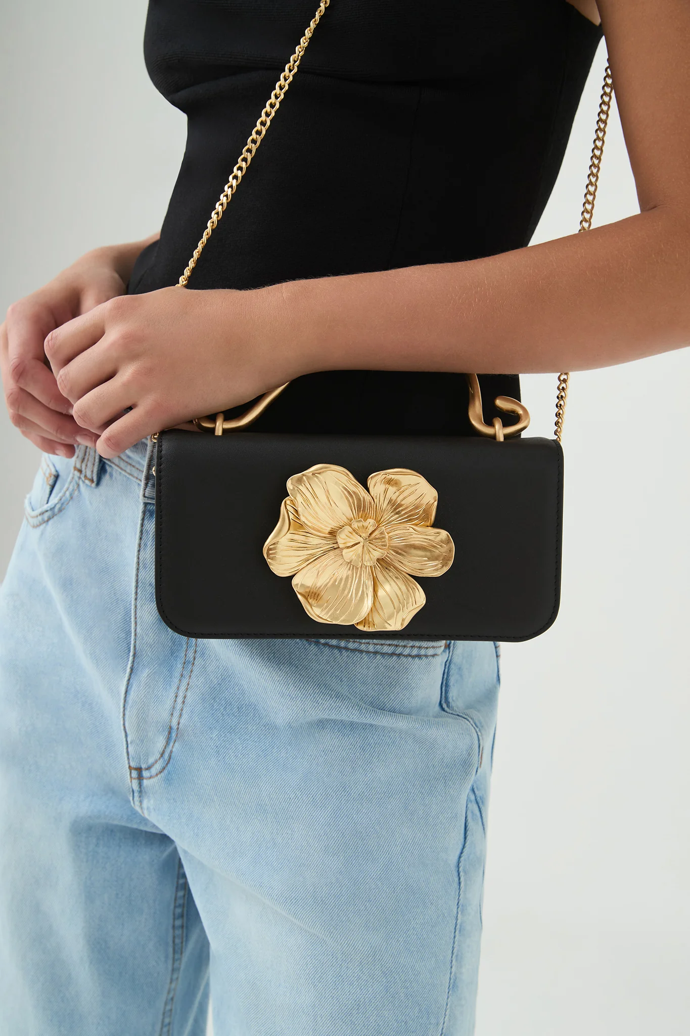 Alessia Flower Clutch - Image 7