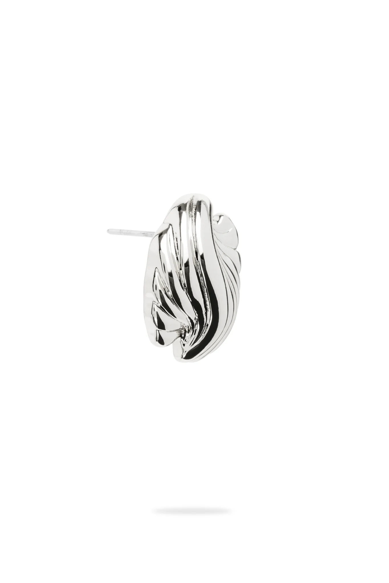 Alina Clamshell Earring - Image 3