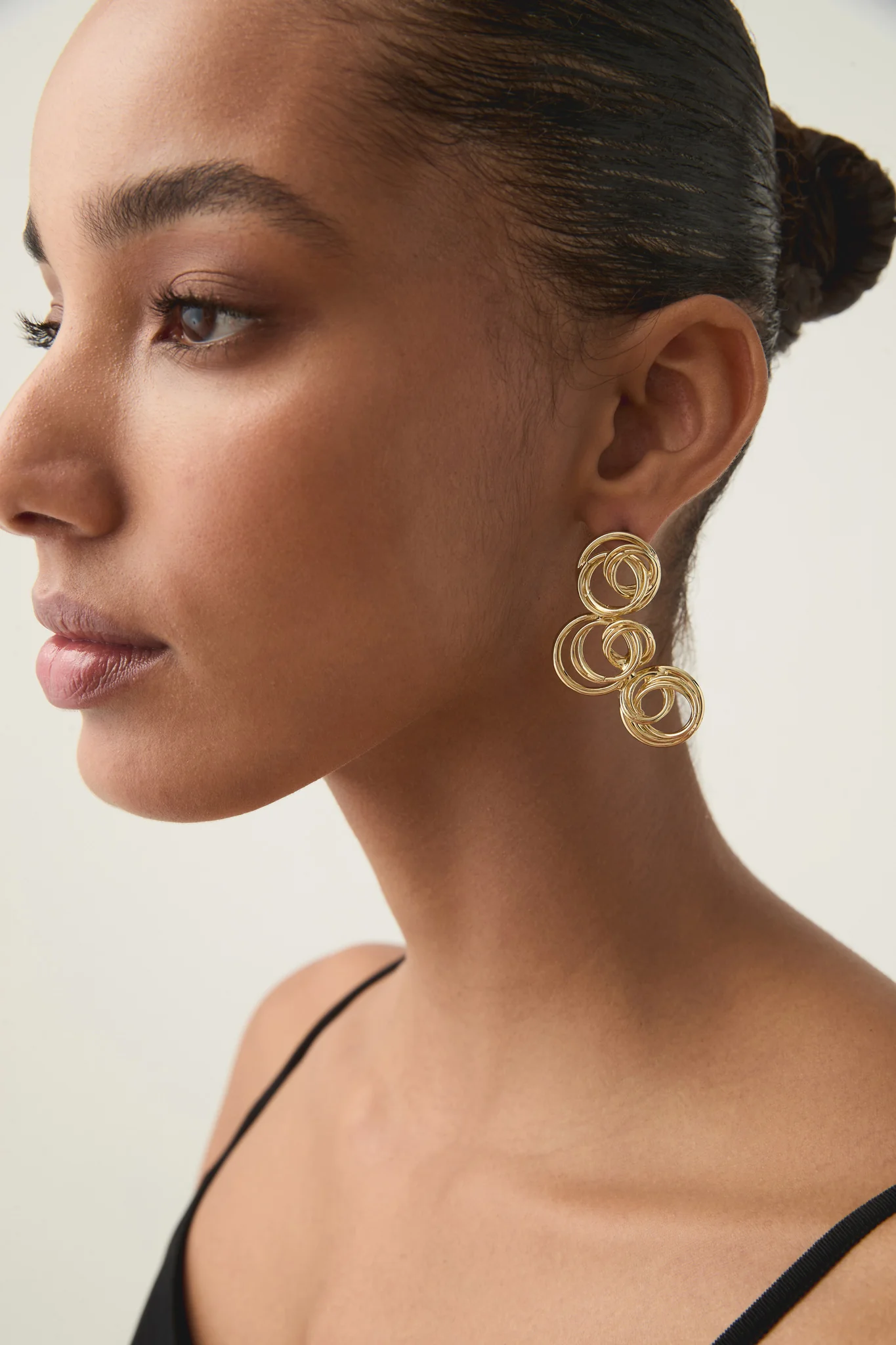 Amenita Coil Earrings - Image 3