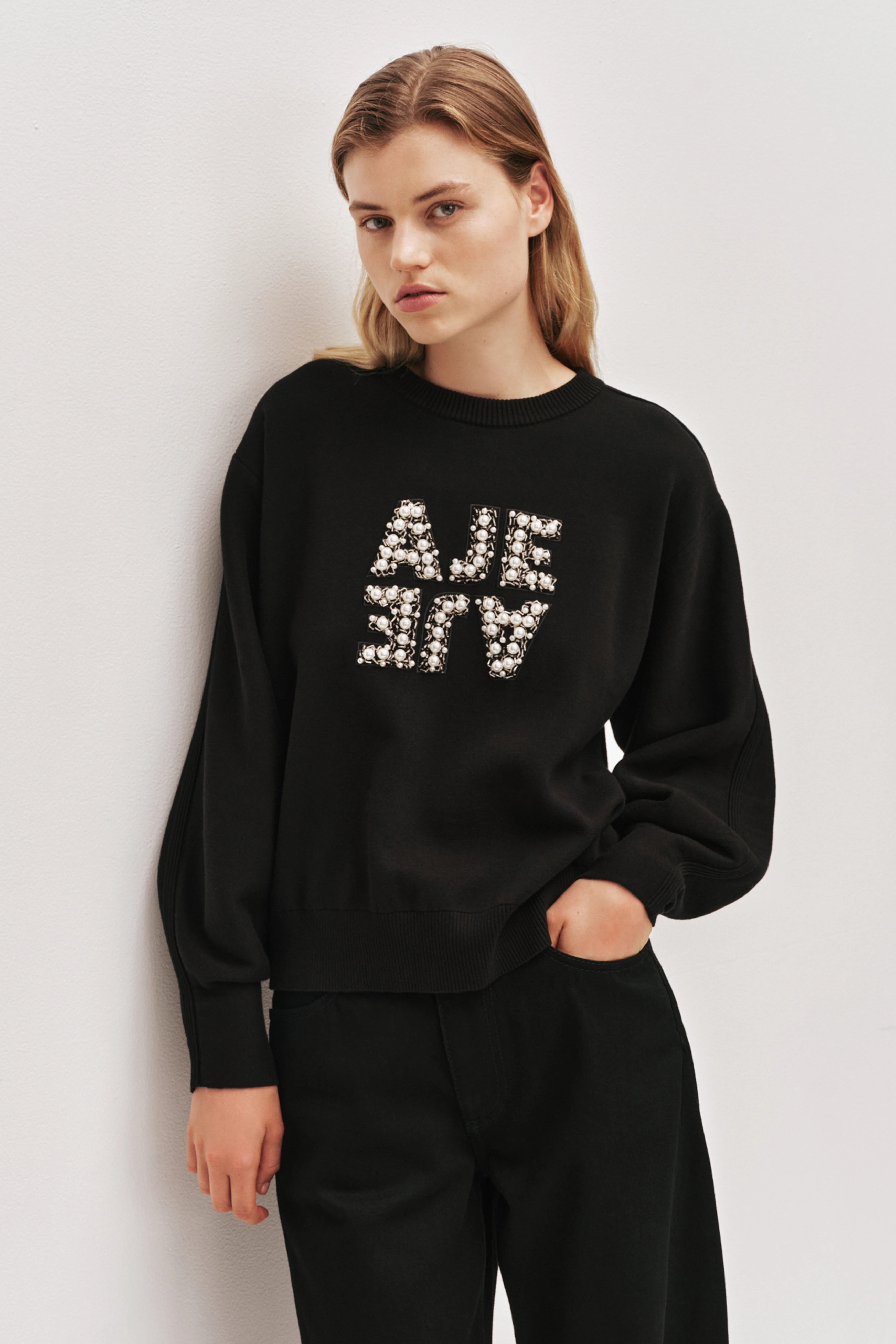 Andie Pearl Logo Jumper - Image 3