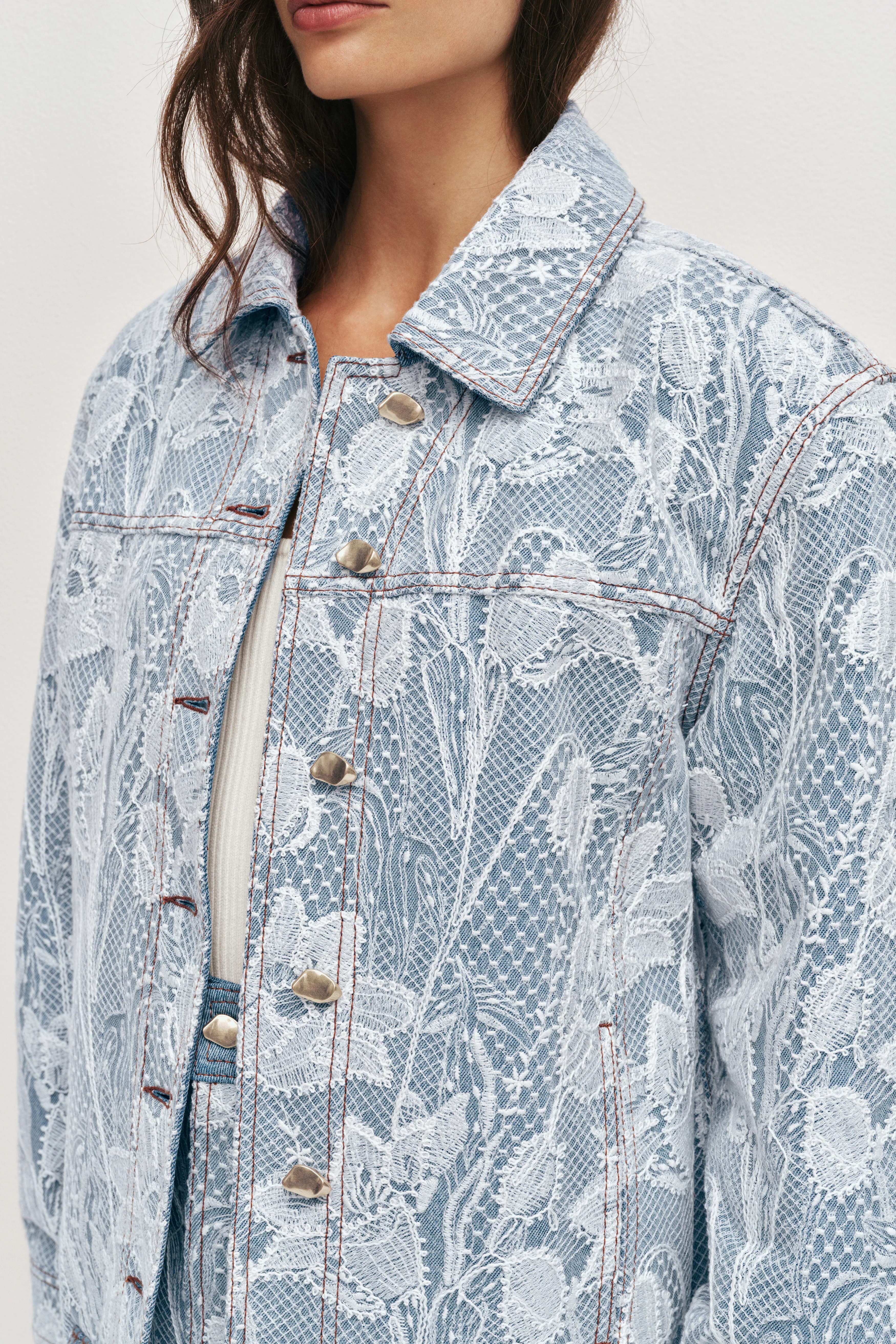 Blossom Lace Denim Jacket - Image 4