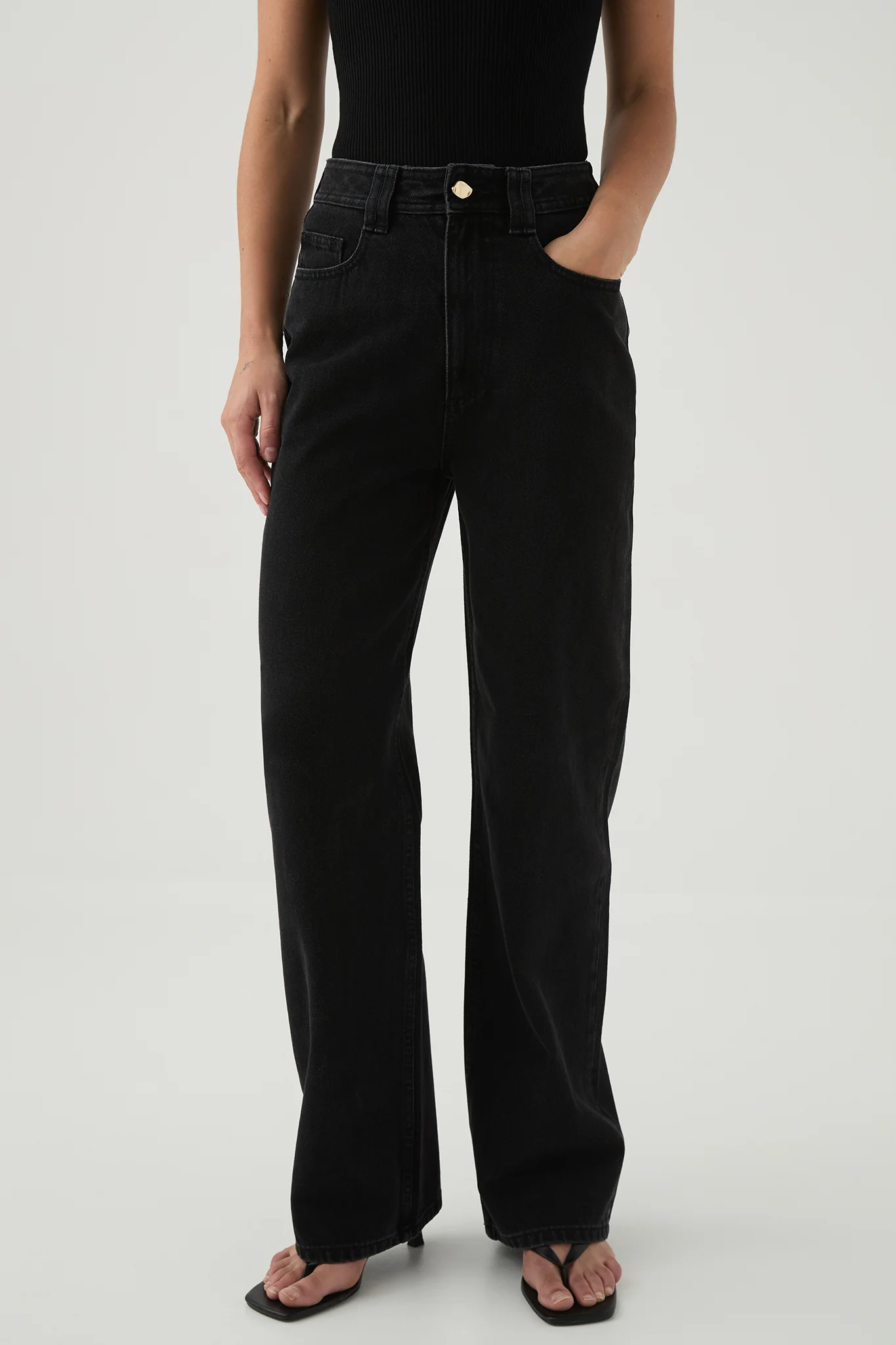 Bon Straight Leg Jean - Image 4