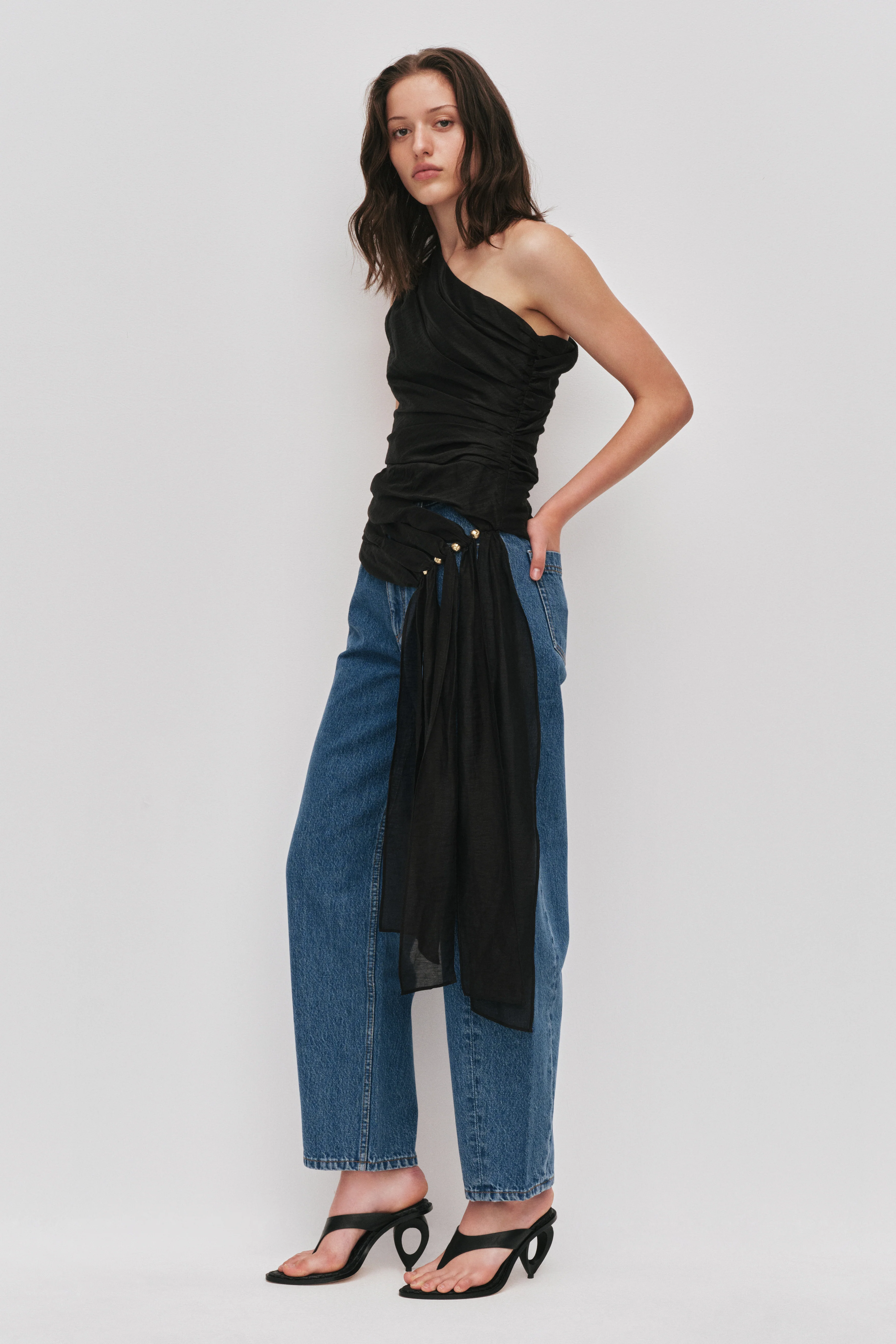 Capture One Shoulder Top - Image 5