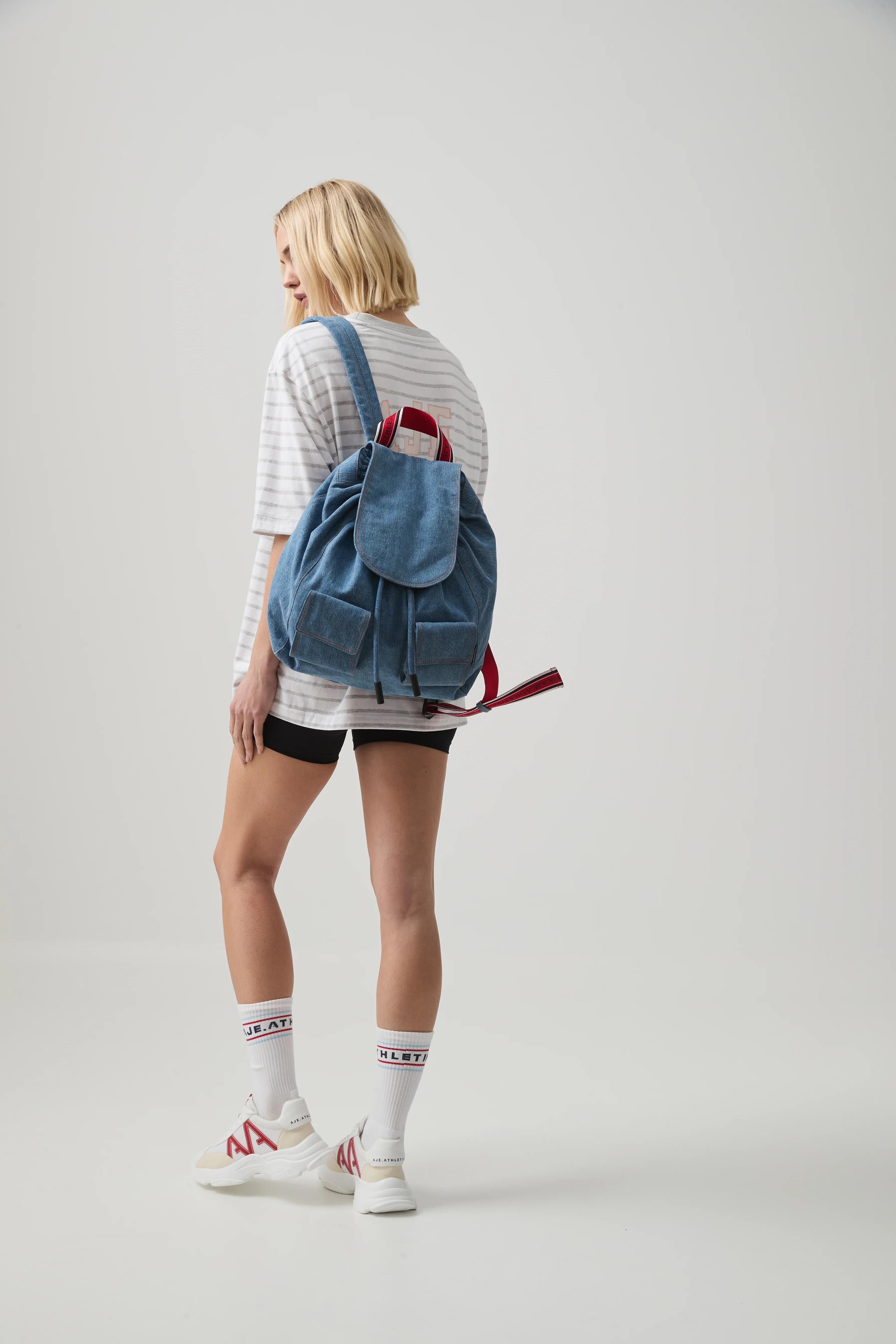 Classic Denim Backpack 933 - Image 4
