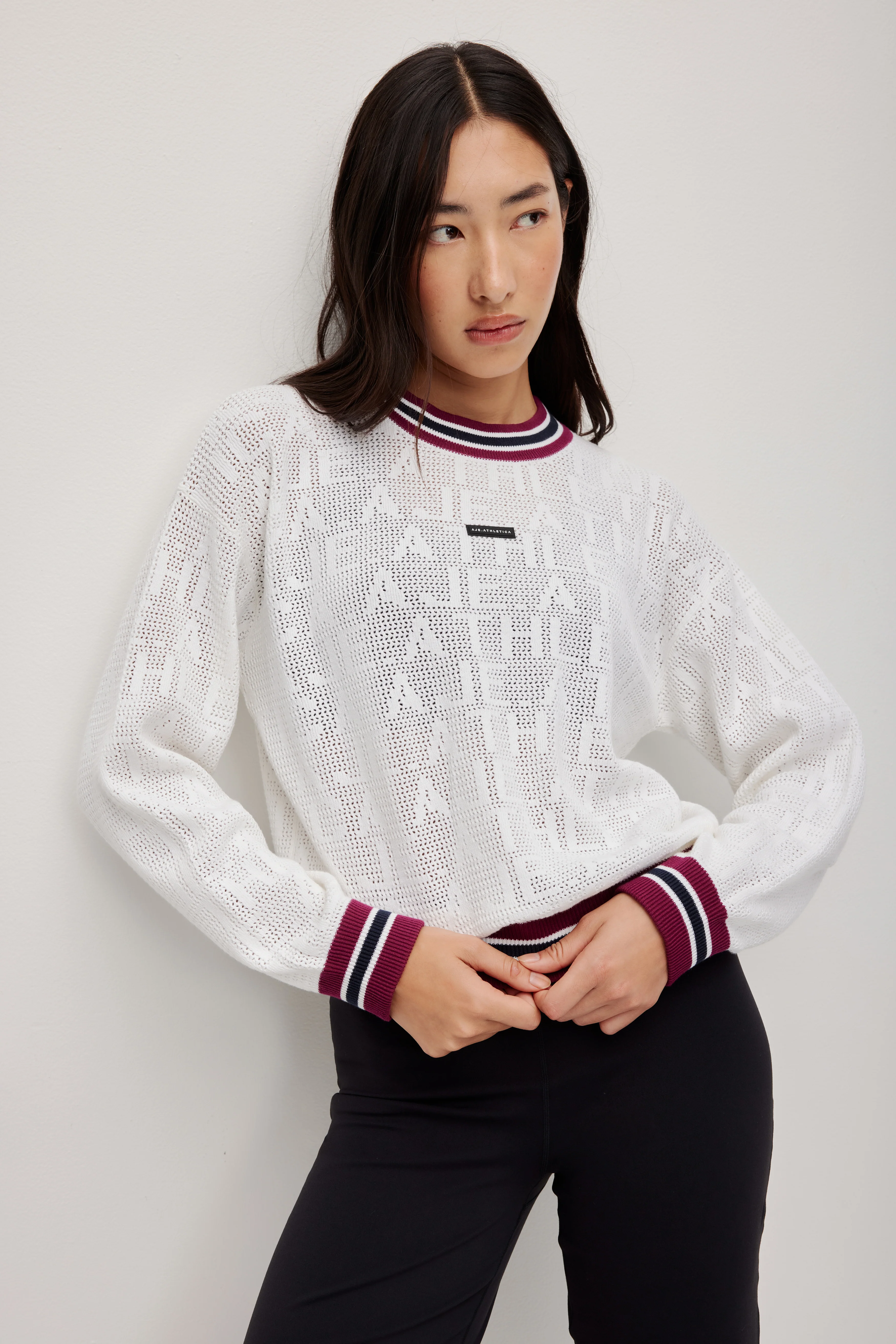 Contrast Logo Knit Crew 417 - Image 6