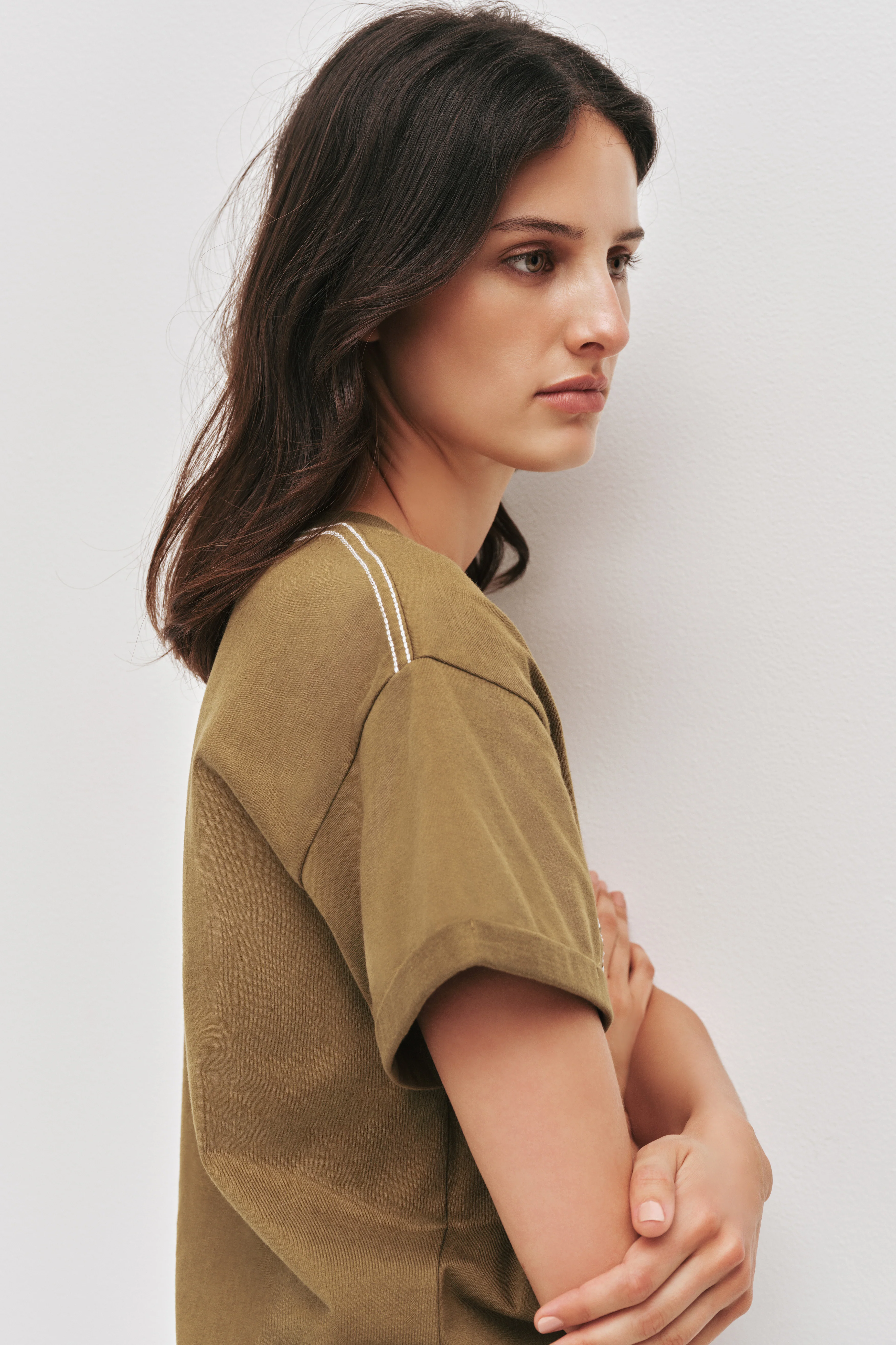 Core Raffia Logo Tee - Image 5