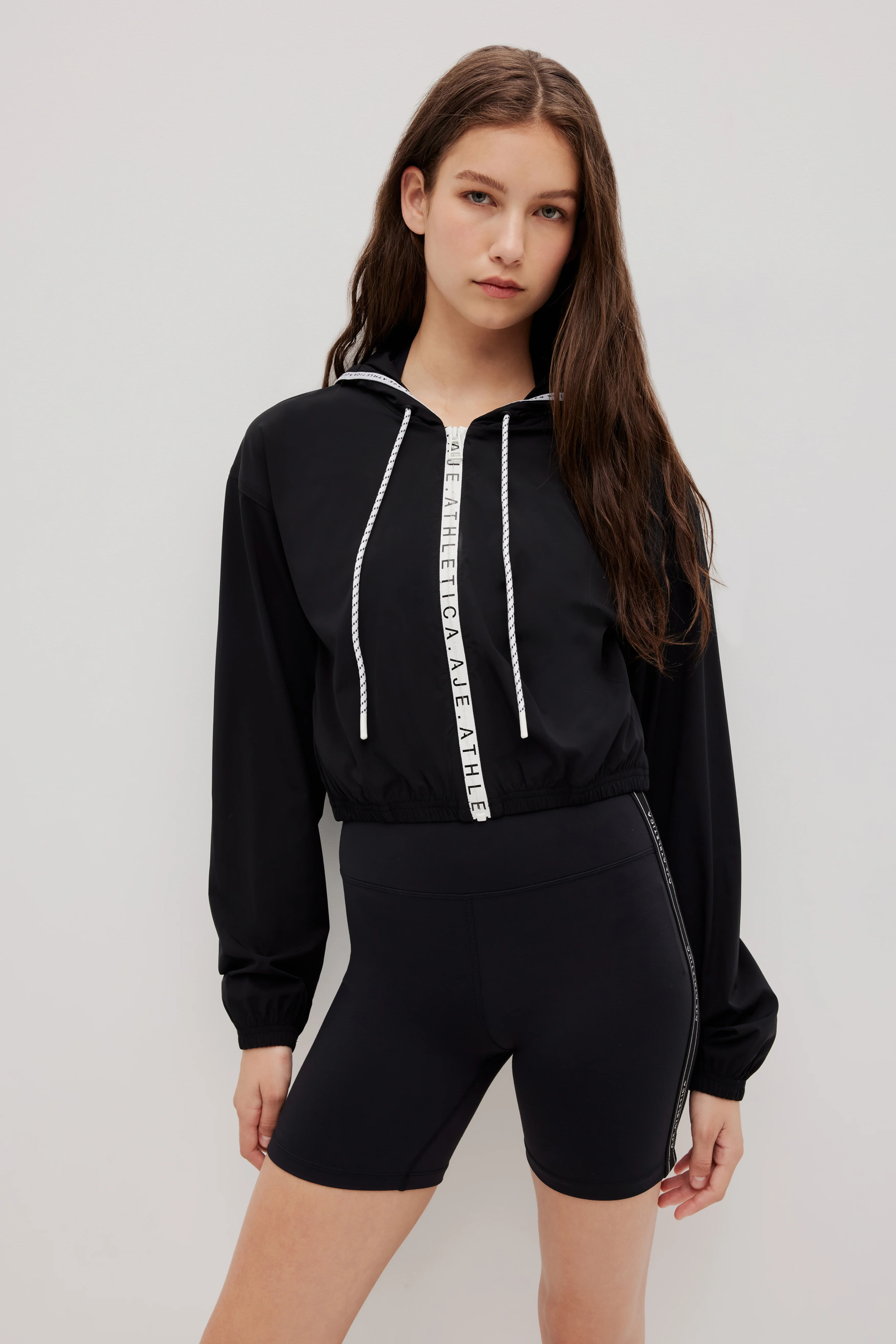 Crop Hood Spray Jacket 716 - Image 2