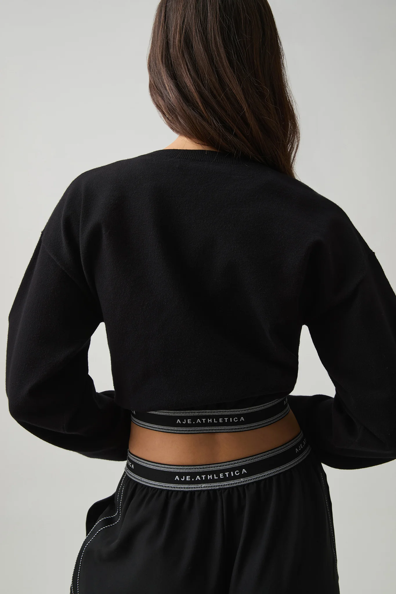 Cropped Elastic Logo Crew - Image 5