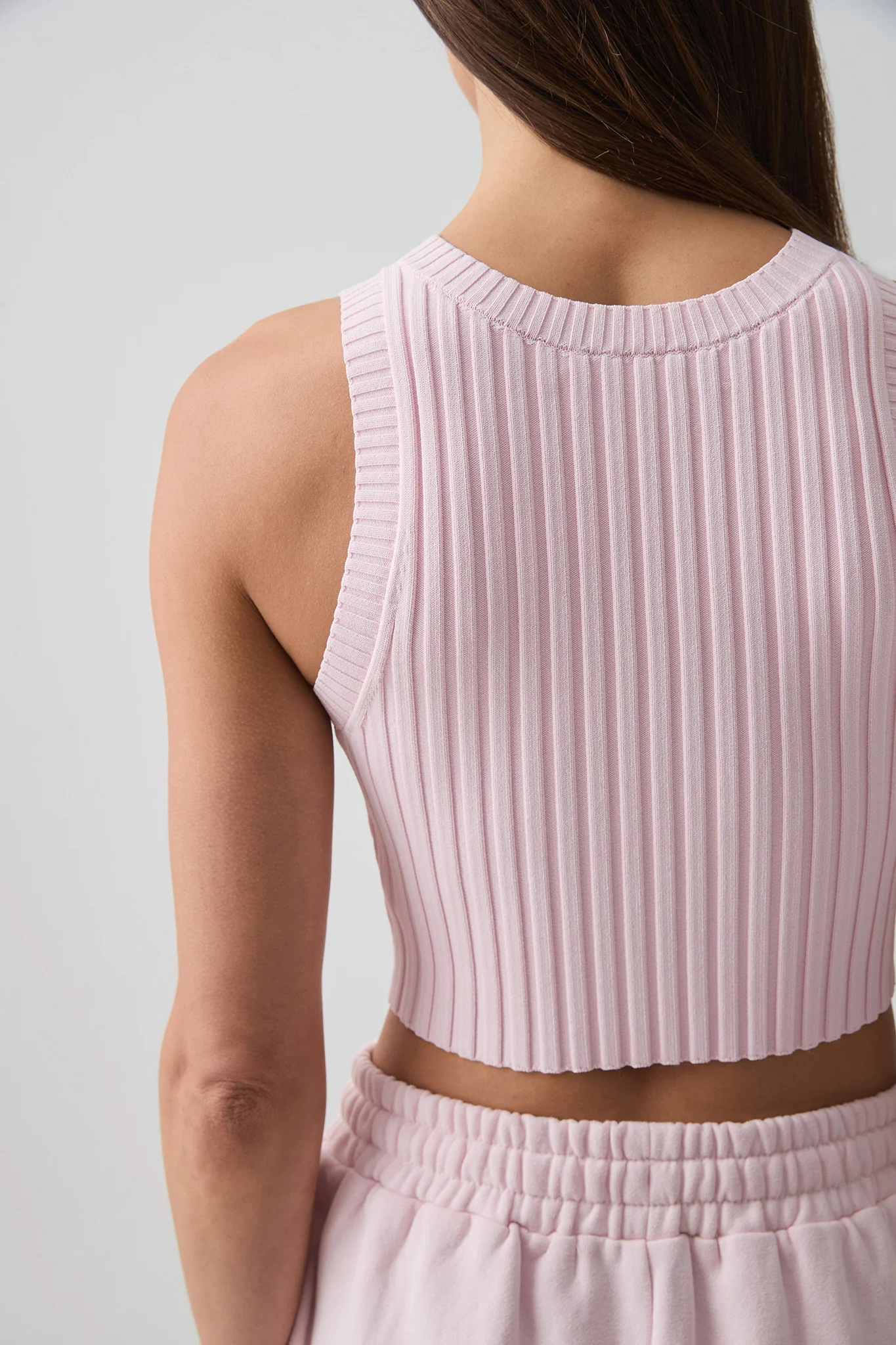 Cropped Knitted Logo Tank 135 - Image 4