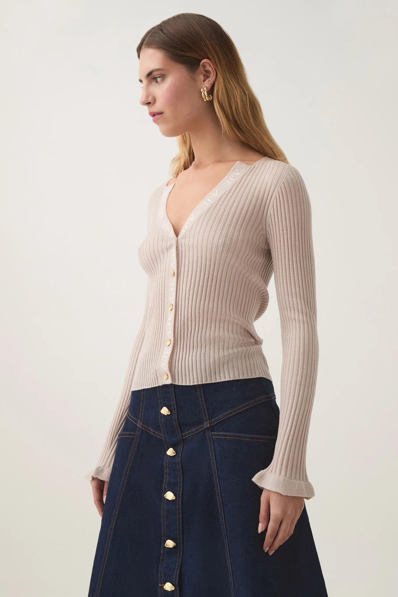 Duality Seamless Cardigan - Image 5