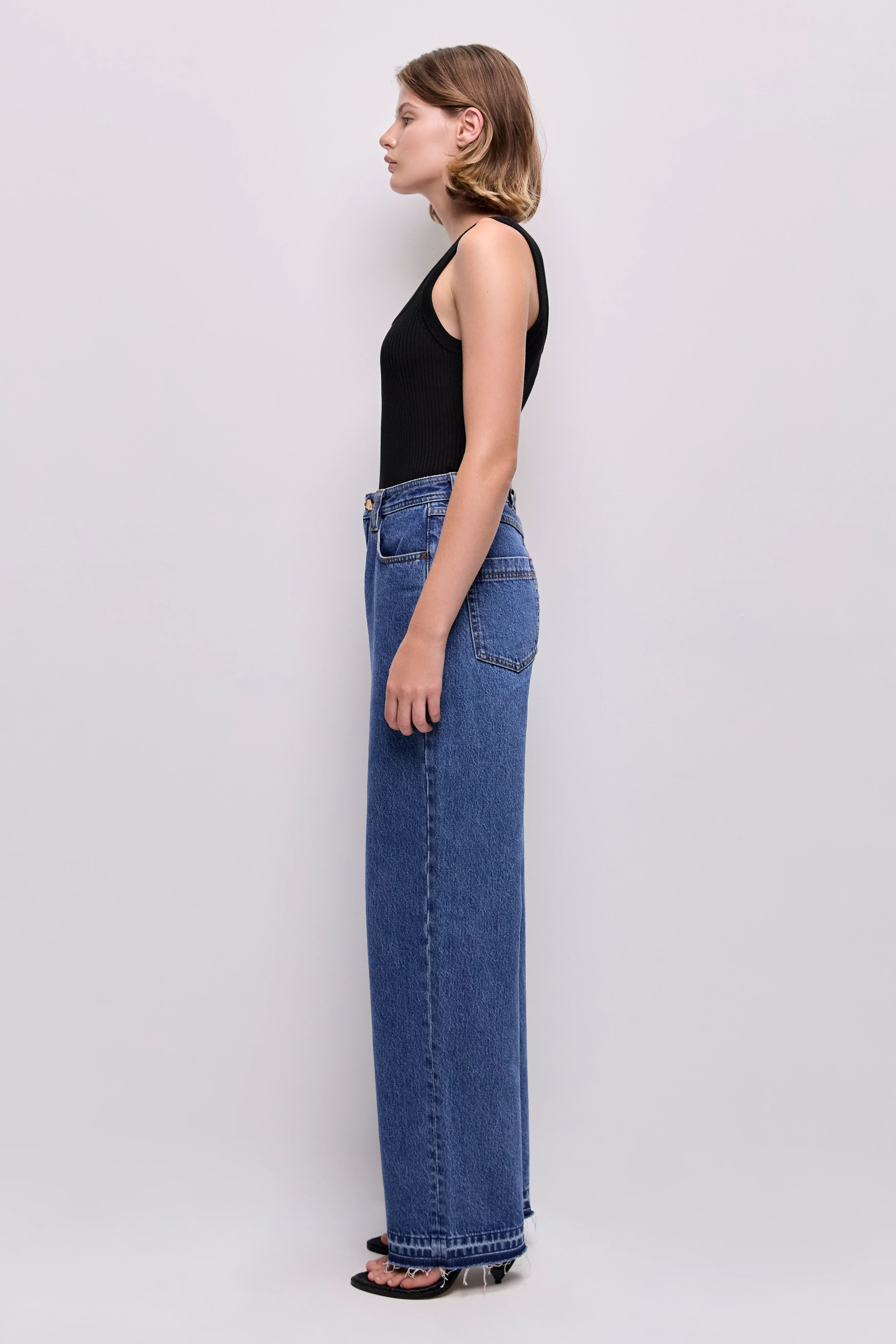 Elliot Jean - Image 6