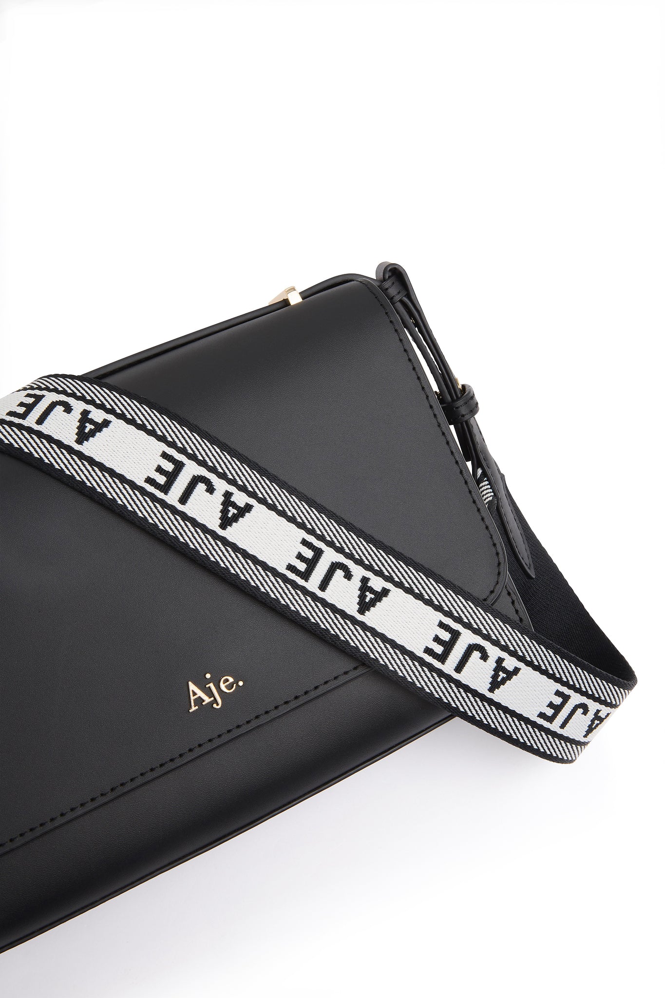 Estee Crossbody Bag - Image 3