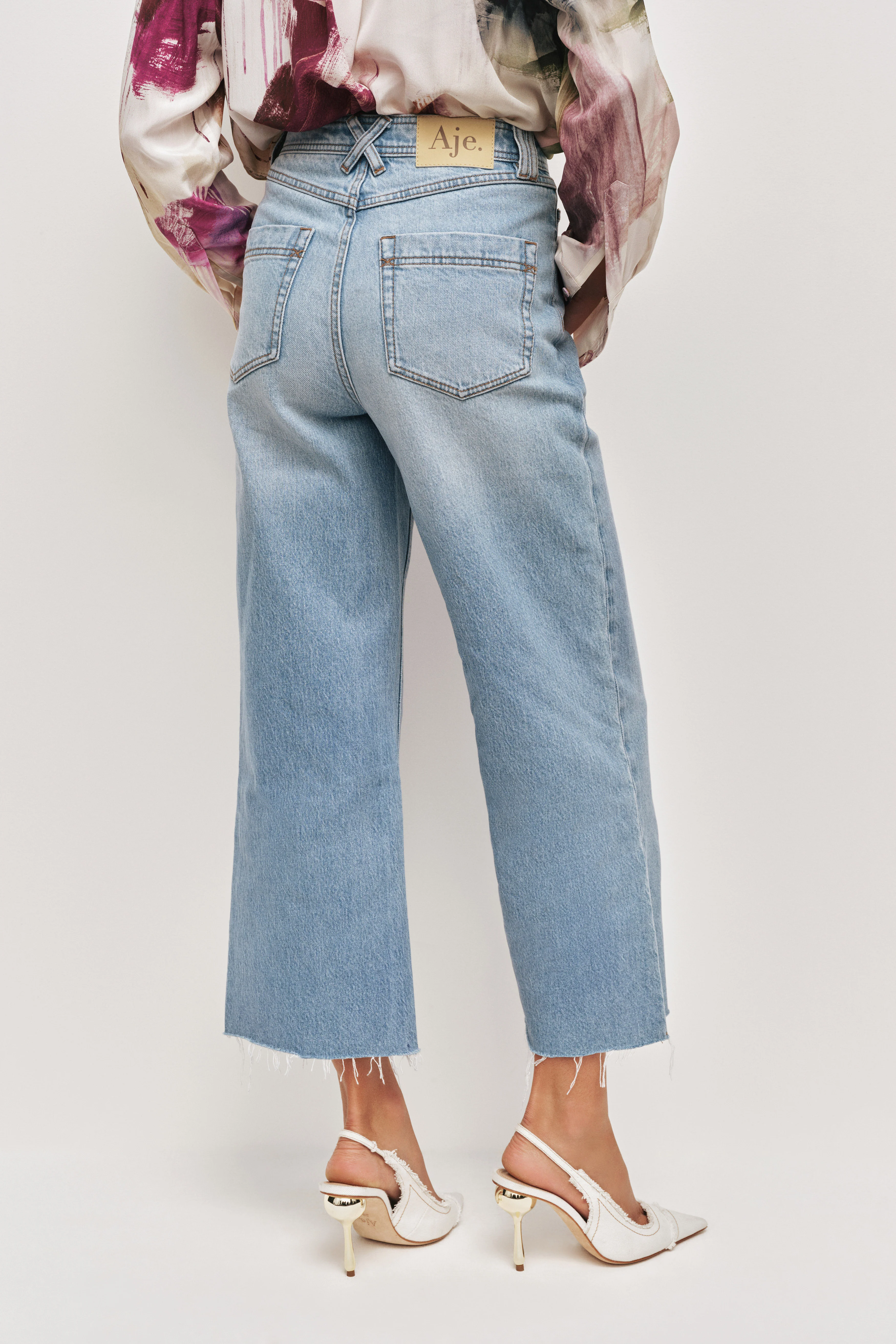 Eva Wide Leg Crop Jean - Image 4
