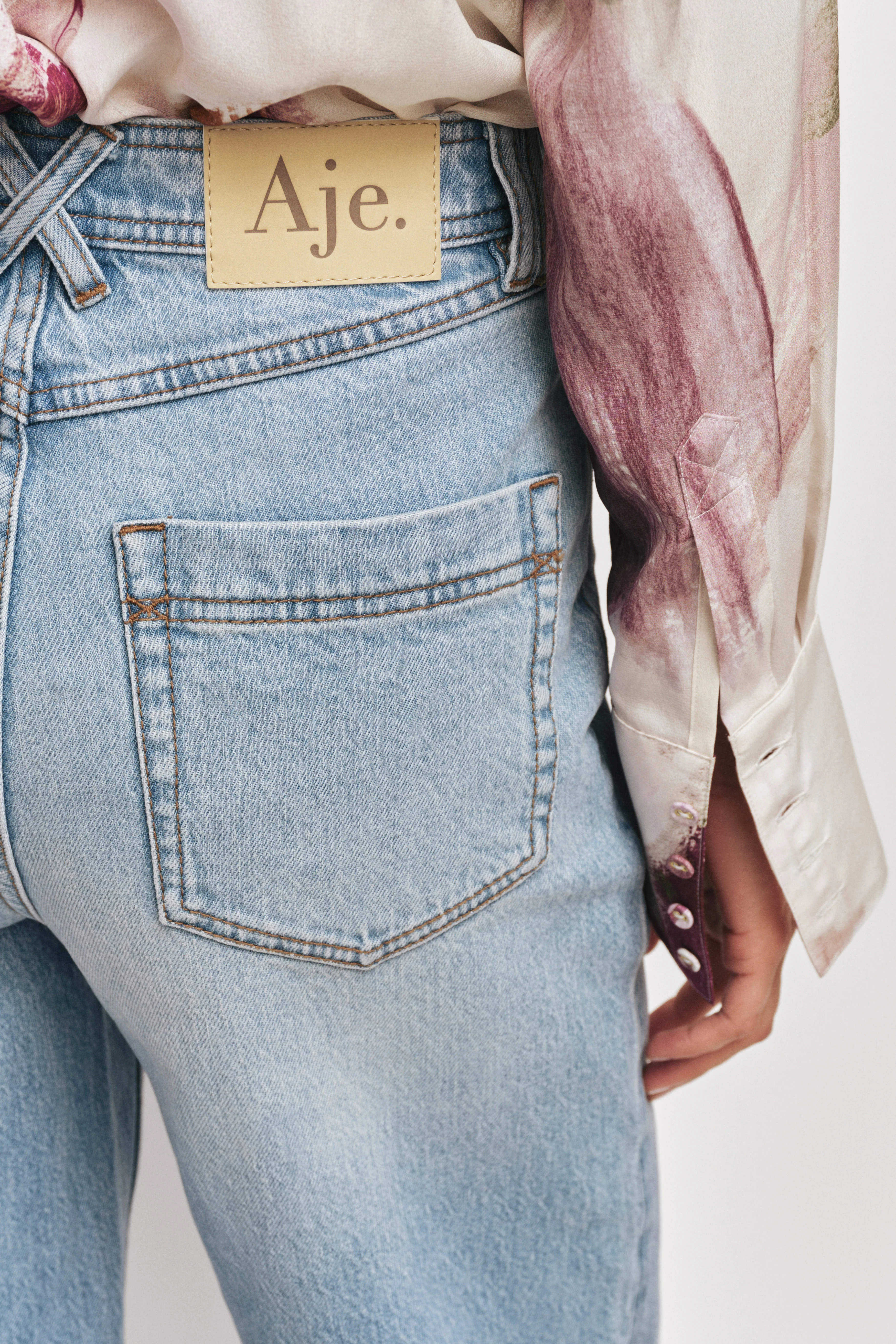 Eva Wide Leg Crop Jean - Image 5
