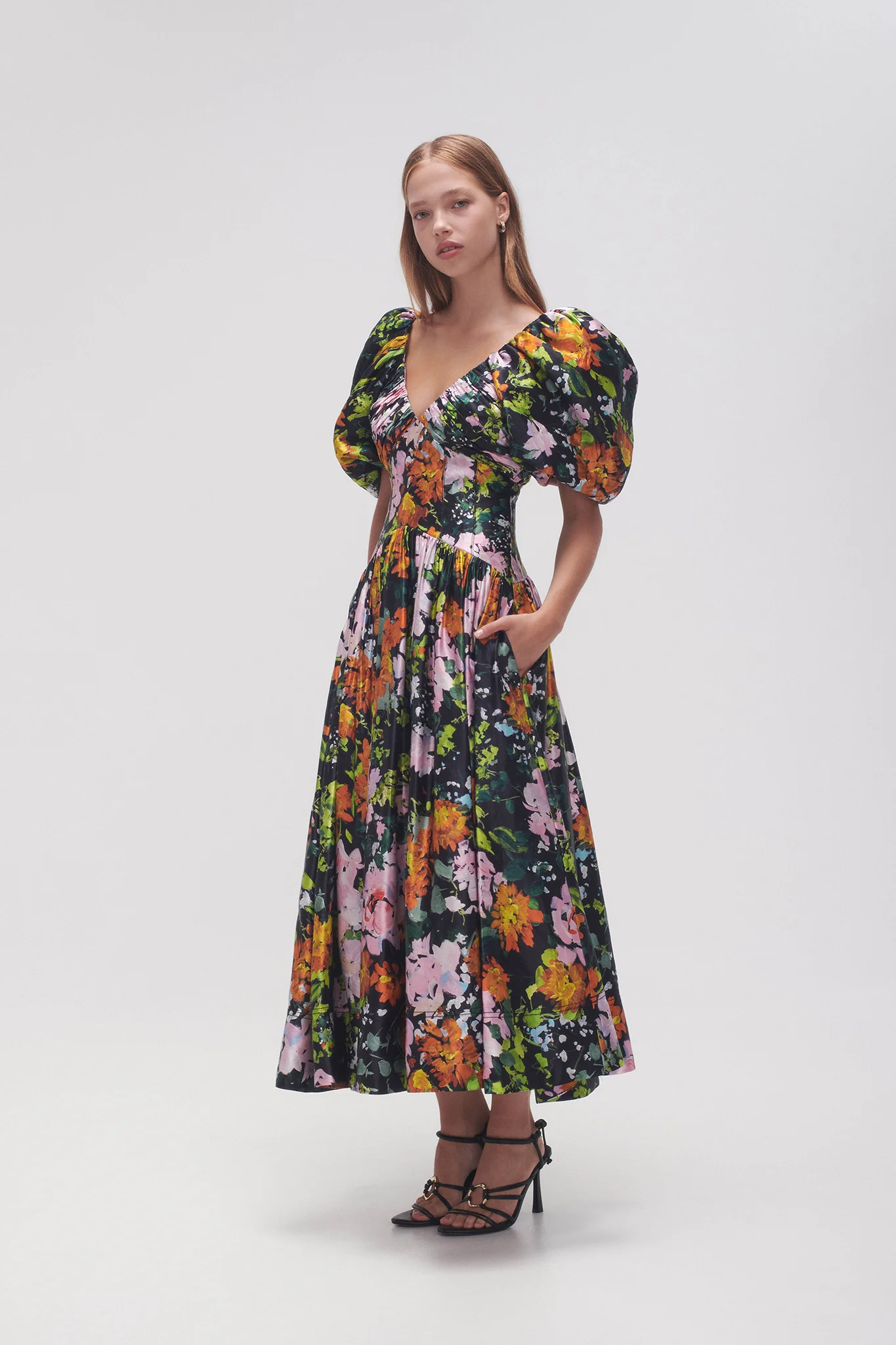 Gabrielle Plunge Midi Dress - Image 5