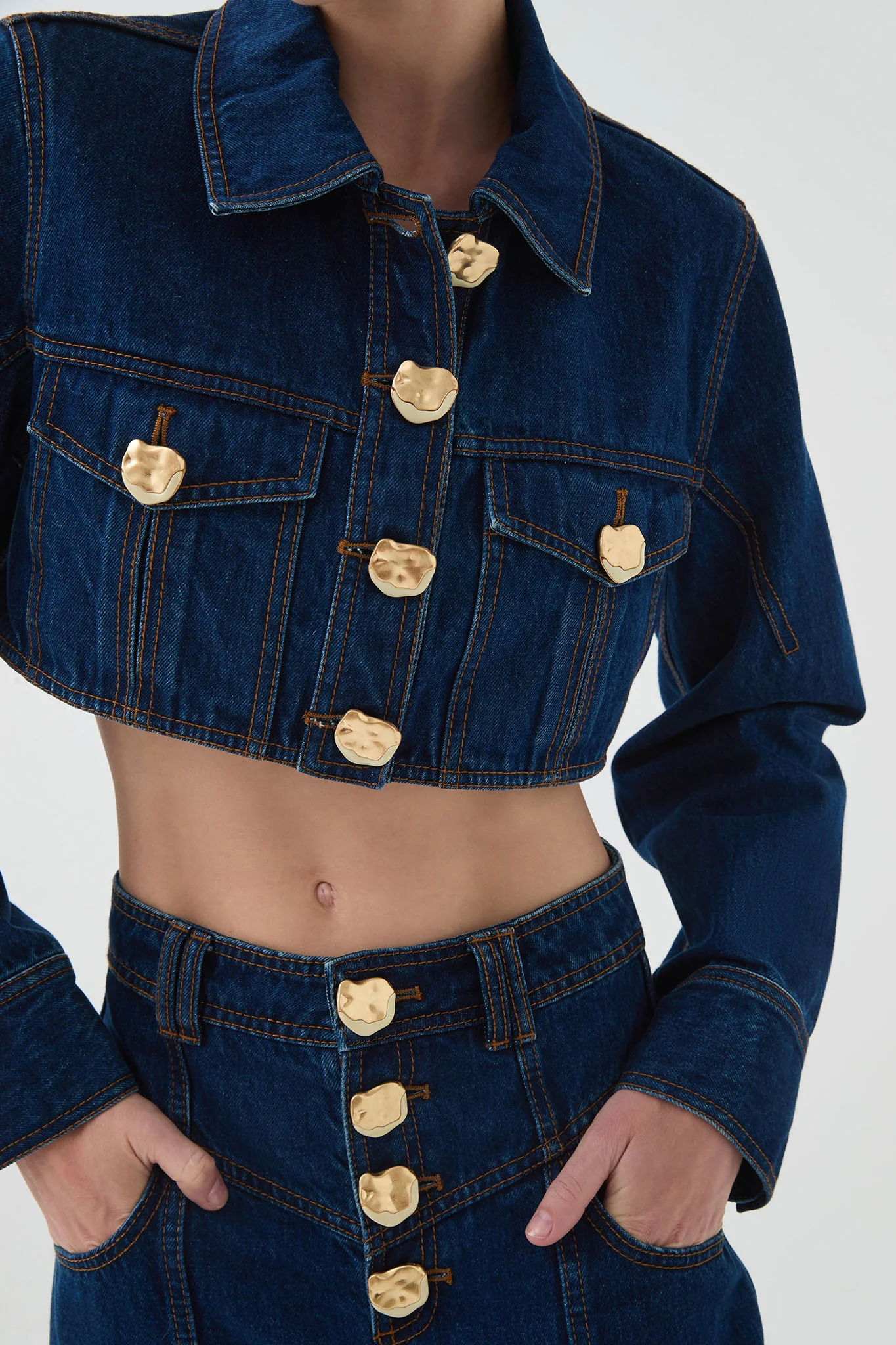 Genesis Cropped Denim Jacket - Image 5