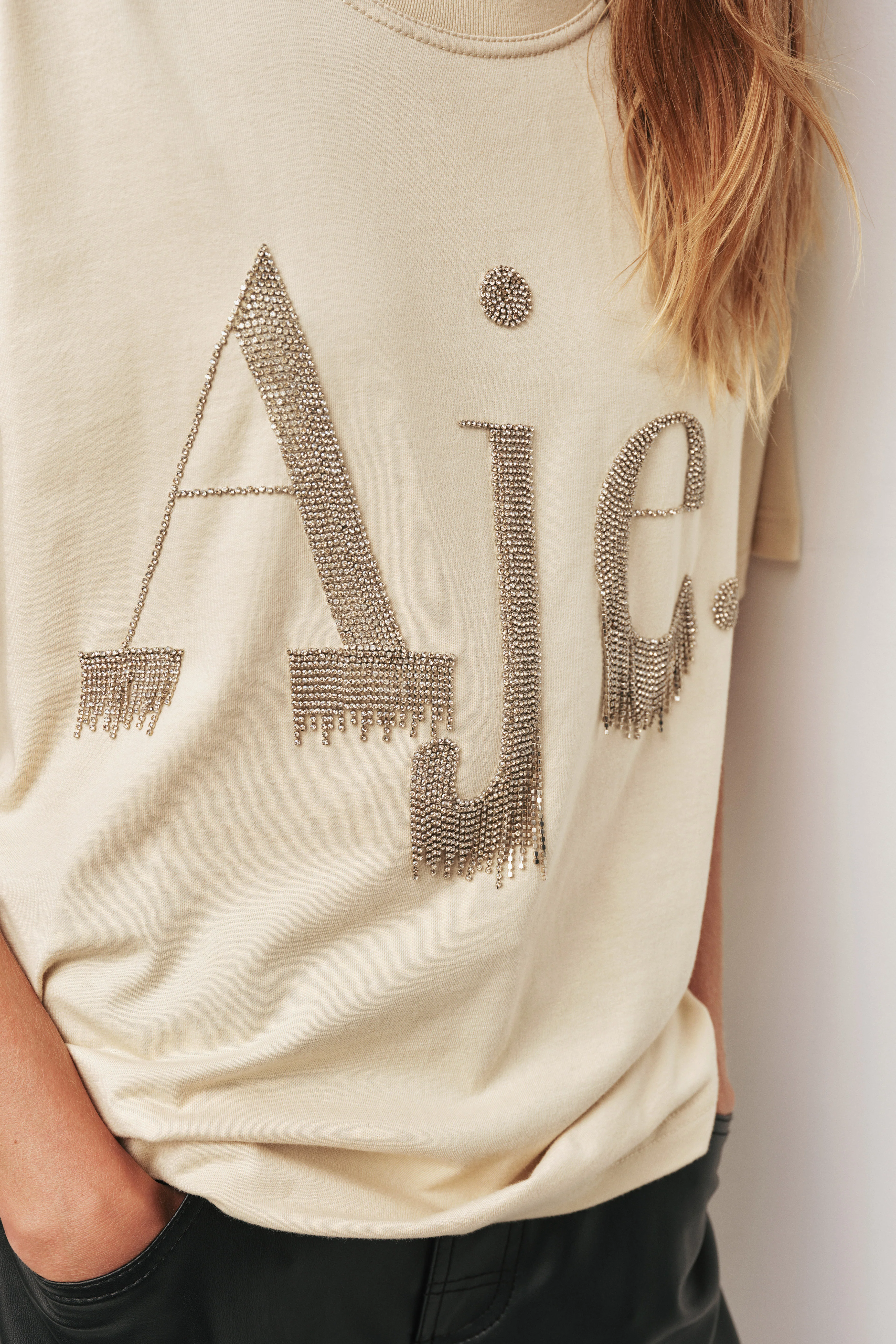 Goldie Oversized Tee - Image 4