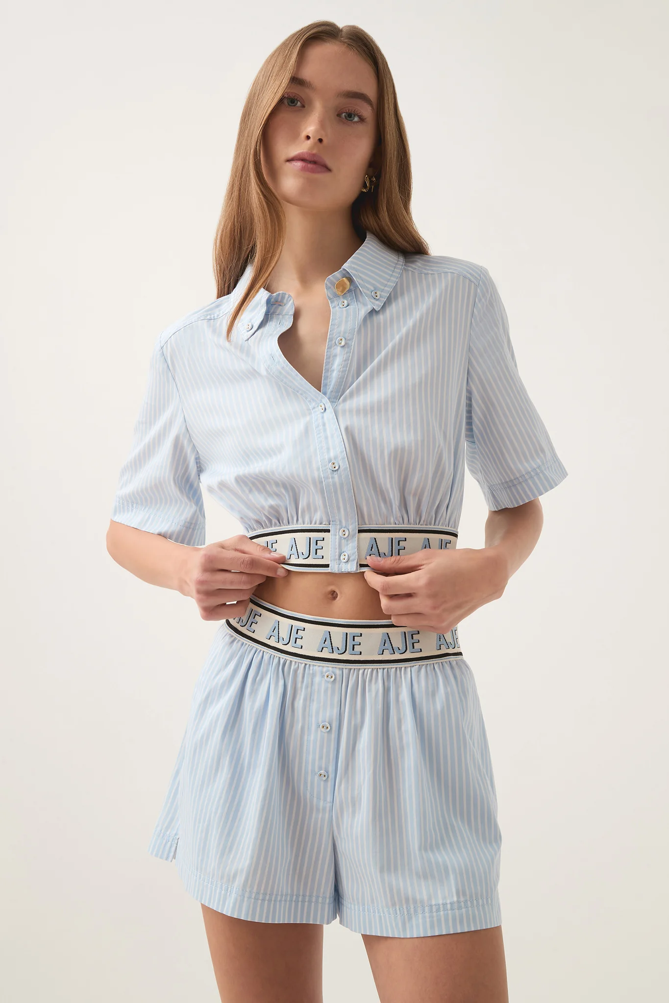 Harling Logo Crop Top - Image 5