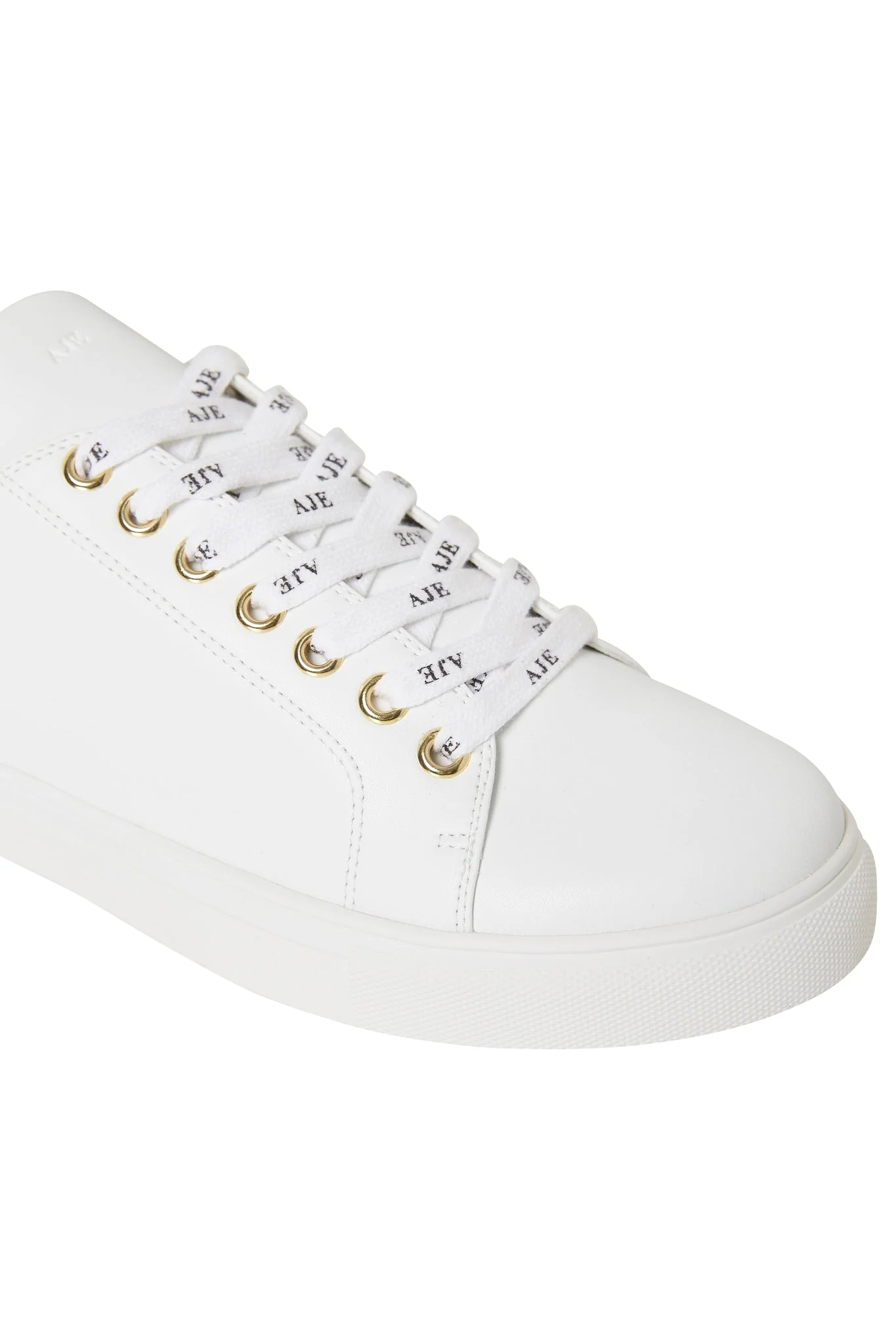 Hazel Trainer - Image 4