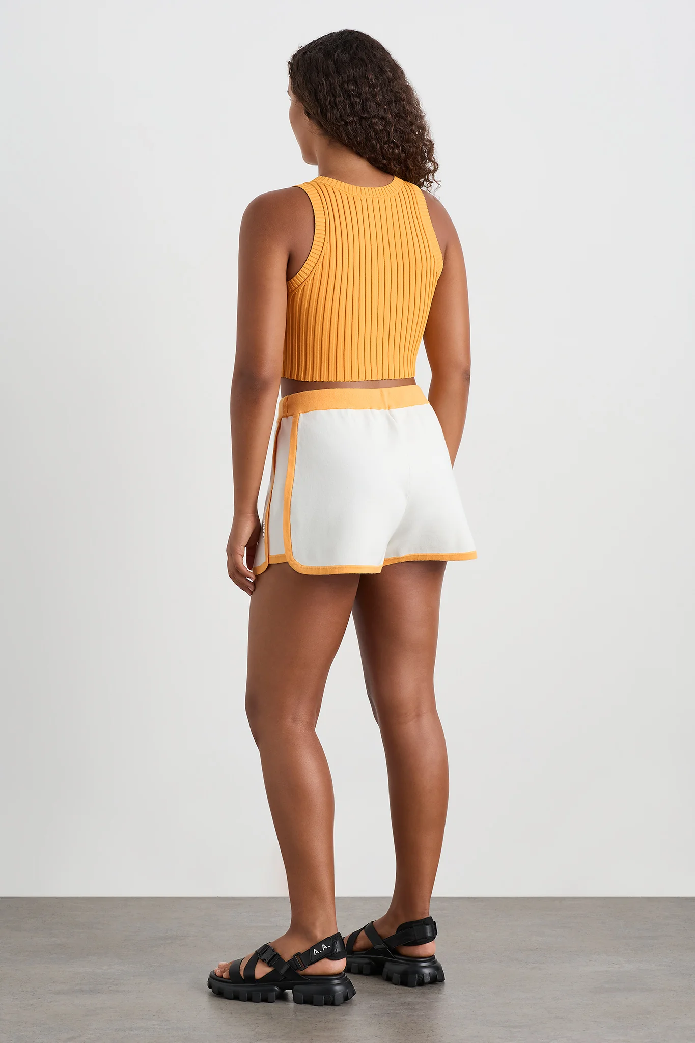 Knit Contrast Short 603 - Image 9