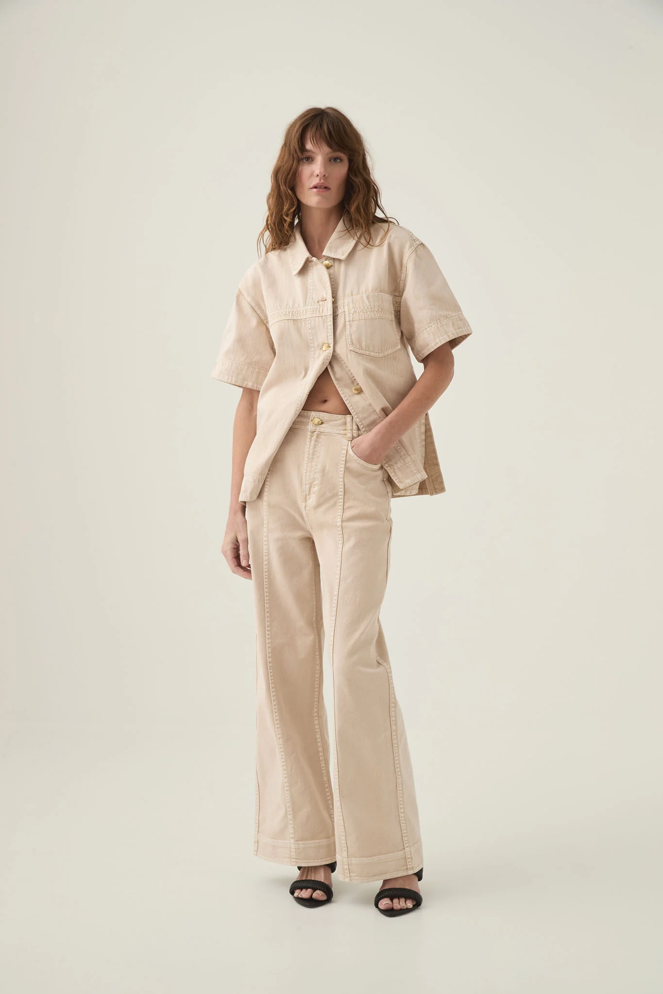 Kya Contrast Wide Leg Jeans - Image 3