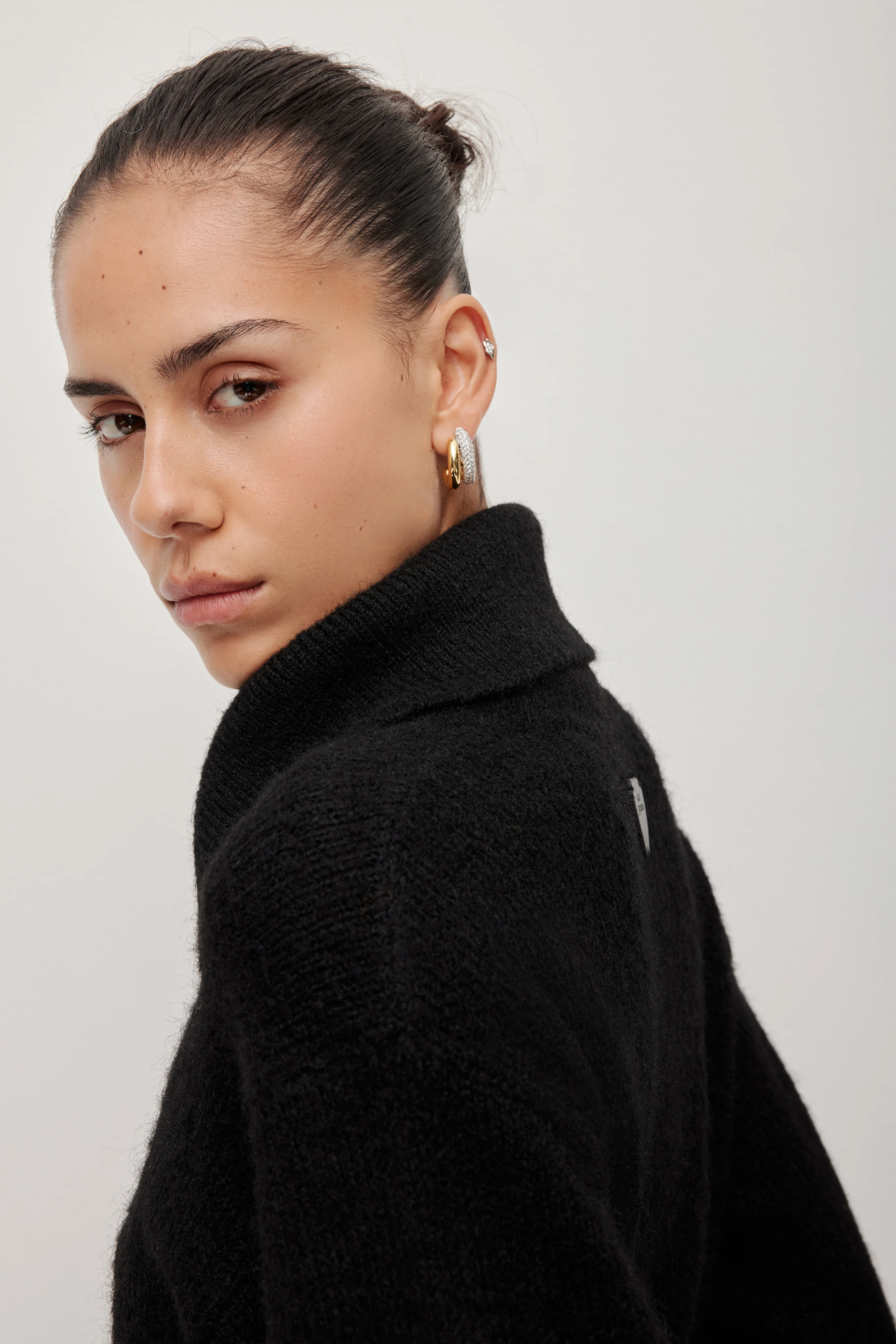 Leni Collared Cardigan - Image 13