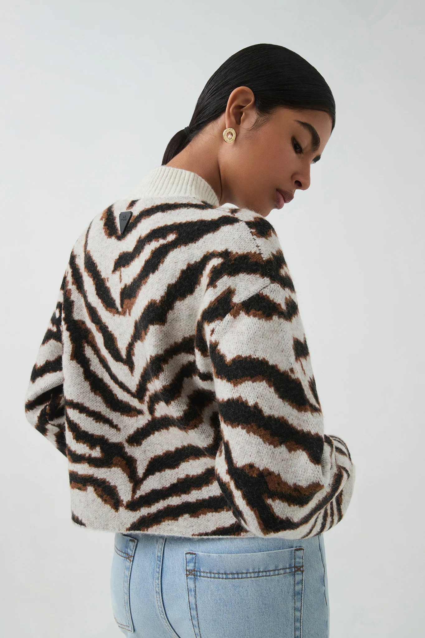 Lennox Jacquard Sweater - Image 5