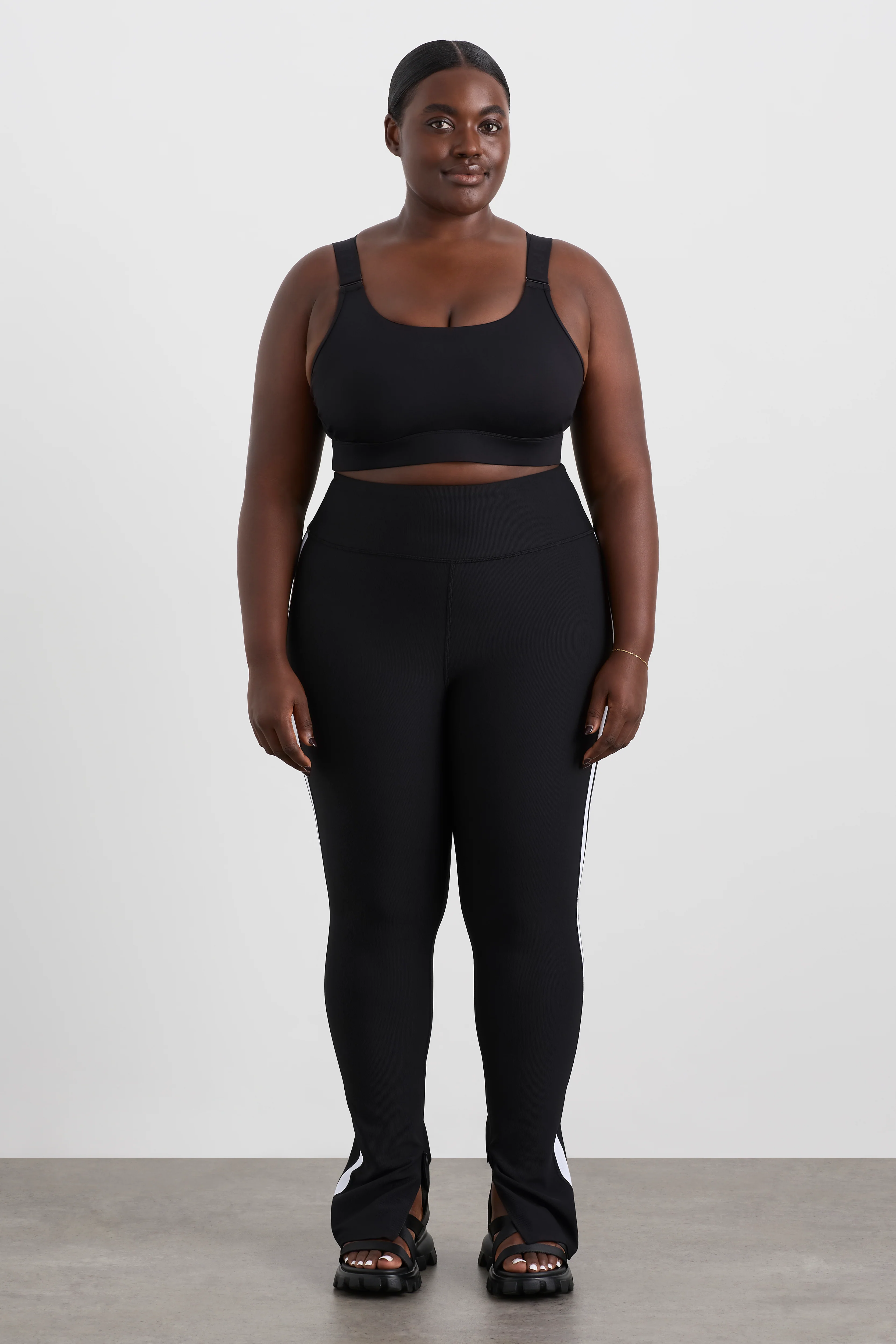 Logo Crossback Sports Bra 395 - Image 11