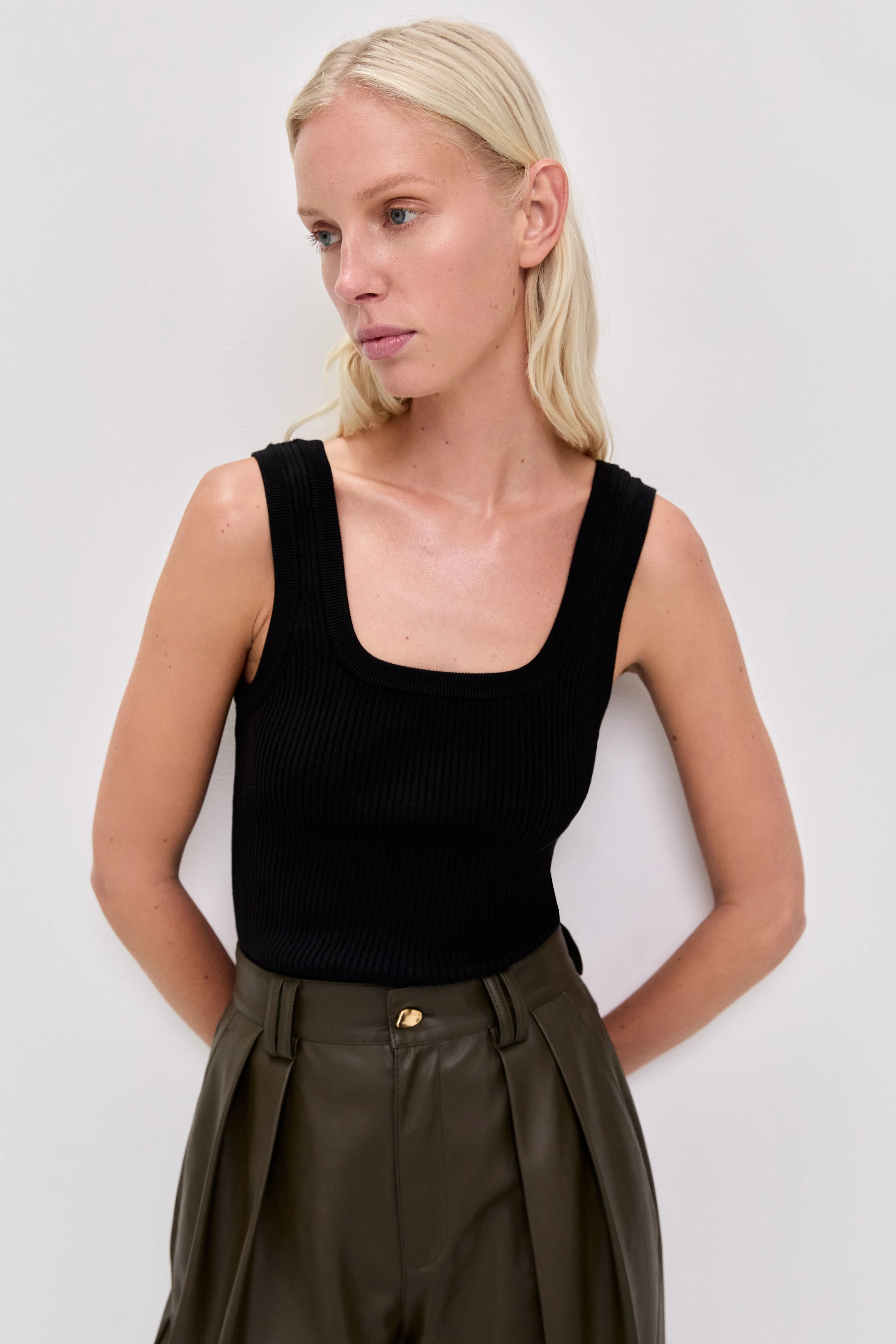Lyia Pant - Image 4