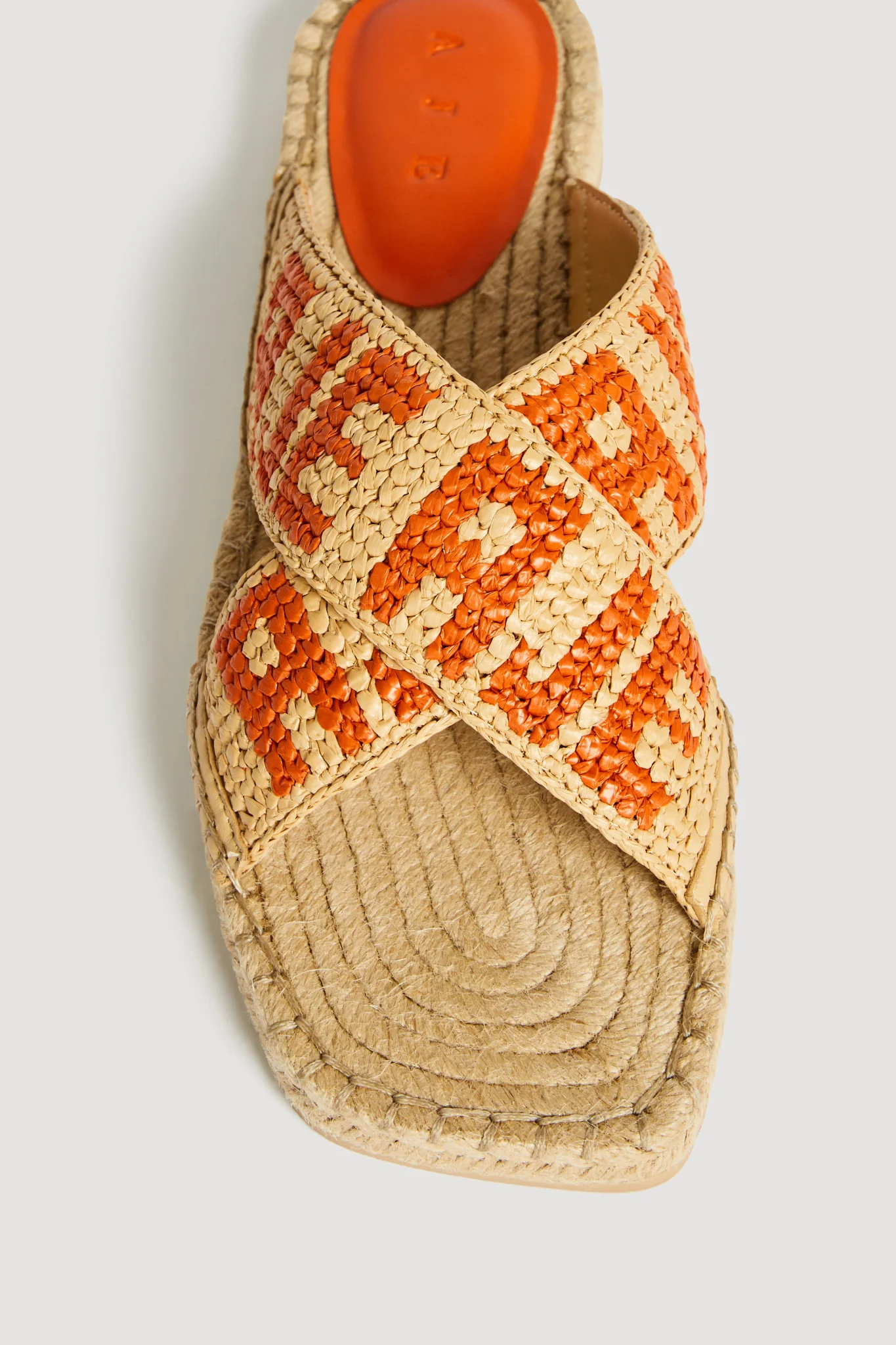 Maisie Logo Slide - Image 3
