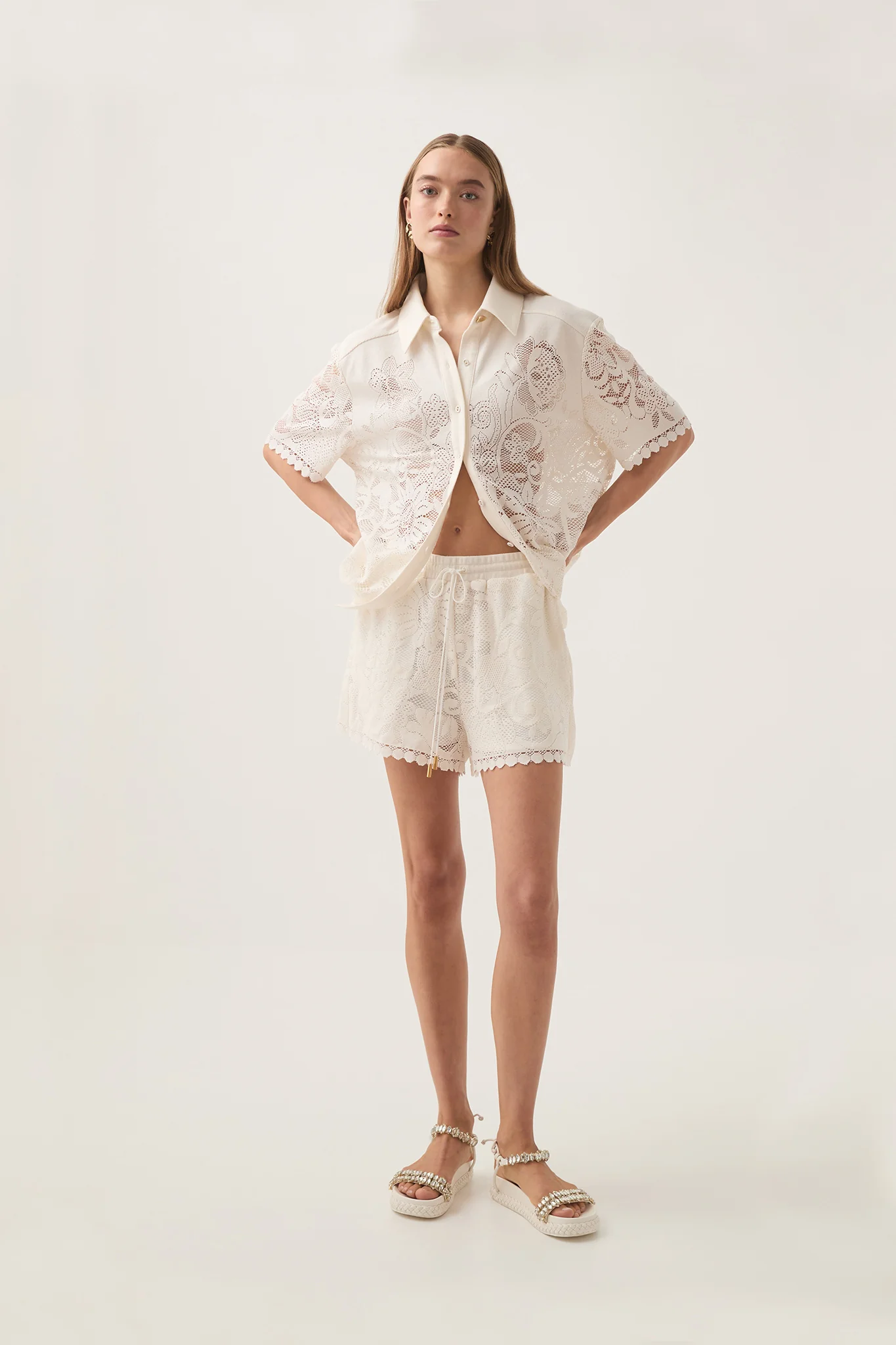 Muses Lace Short - Image 3