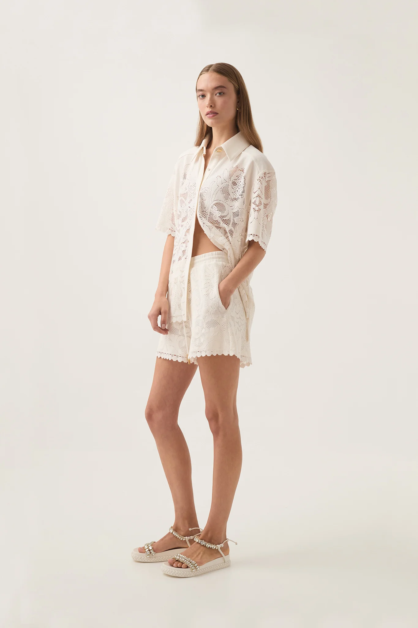 Muses Lace Short - Image 4
