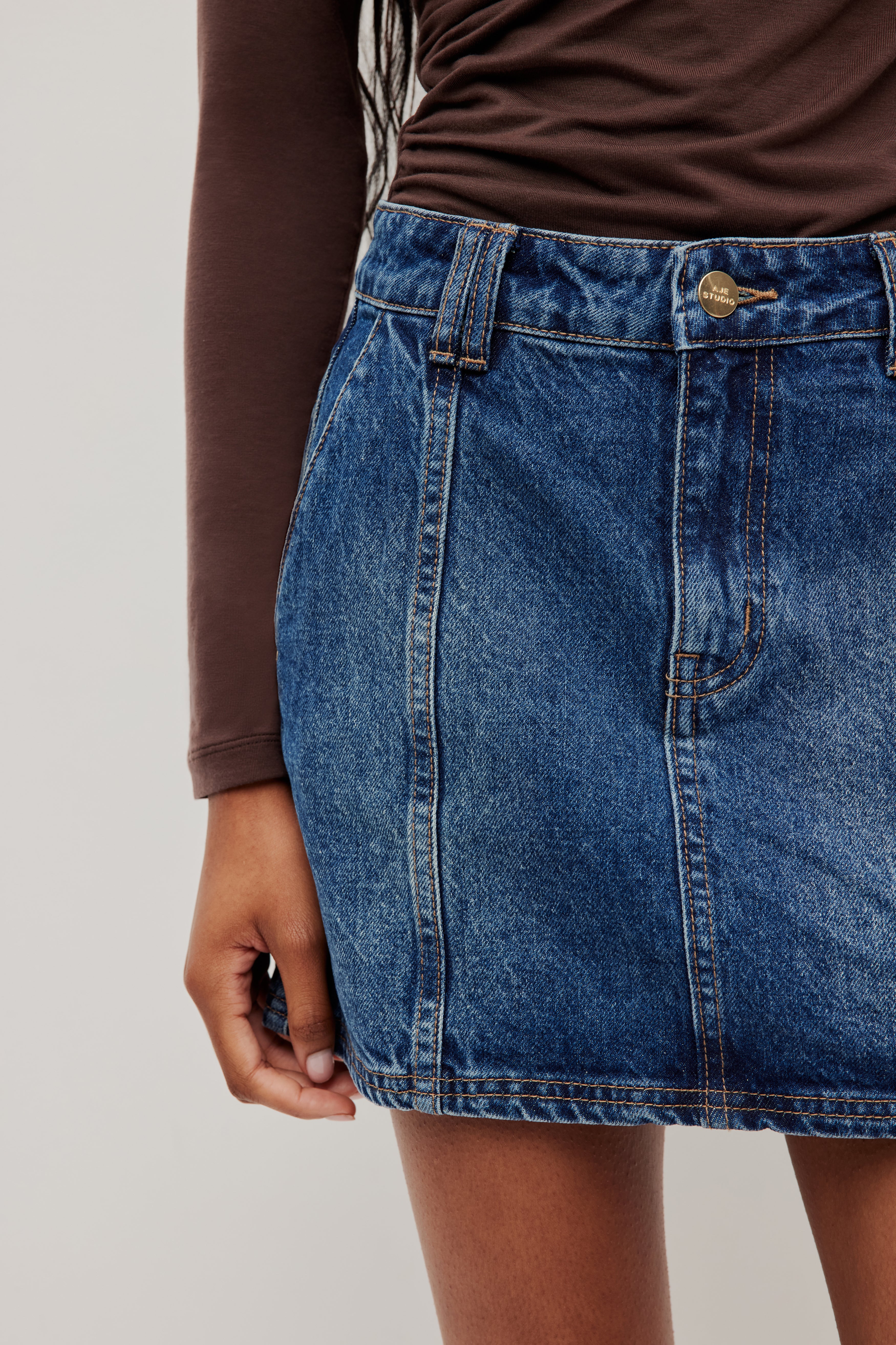 Myles Denim Mini Skirt - Image 4