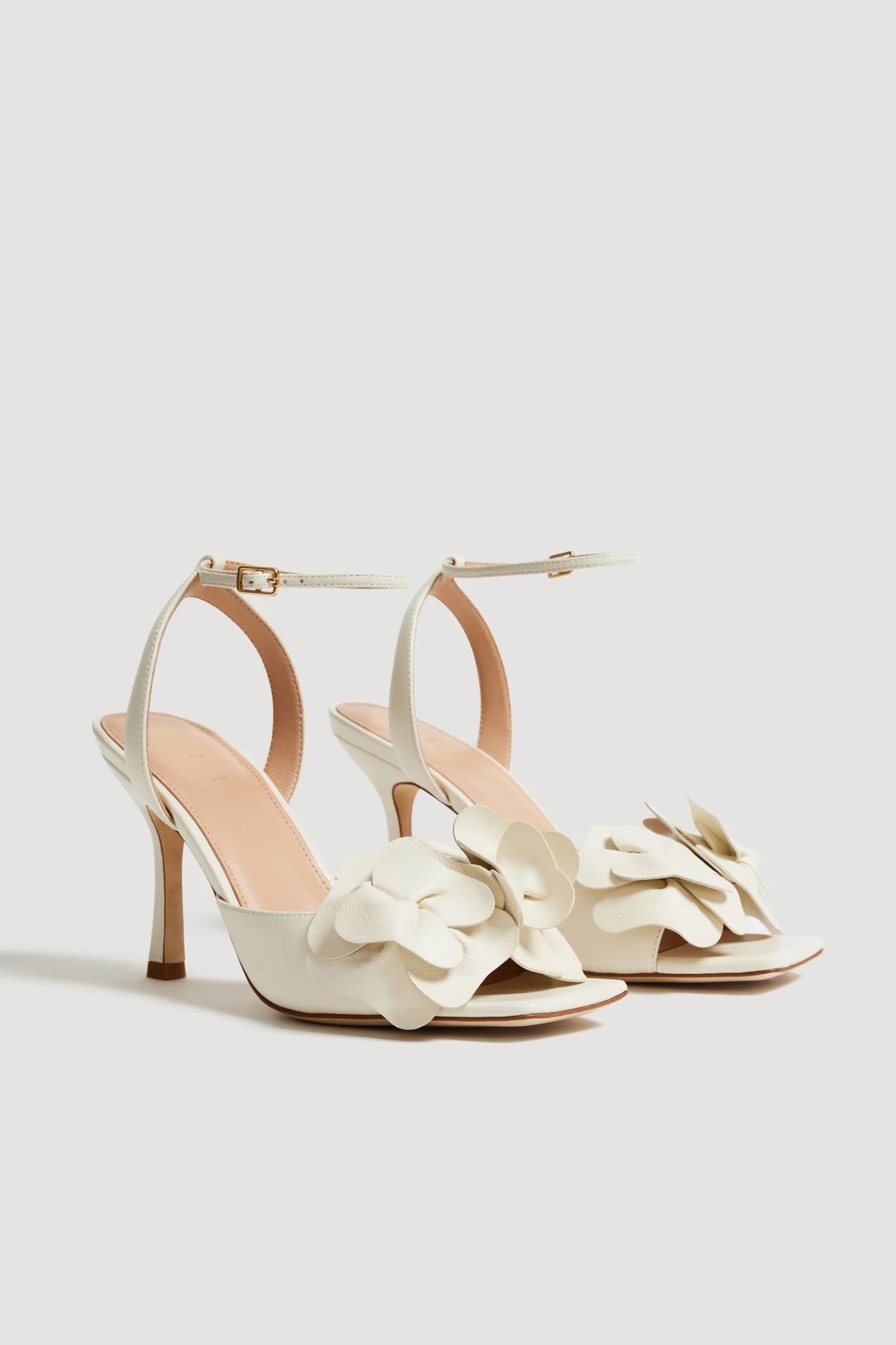 Nectar Flower Heel - Image 2