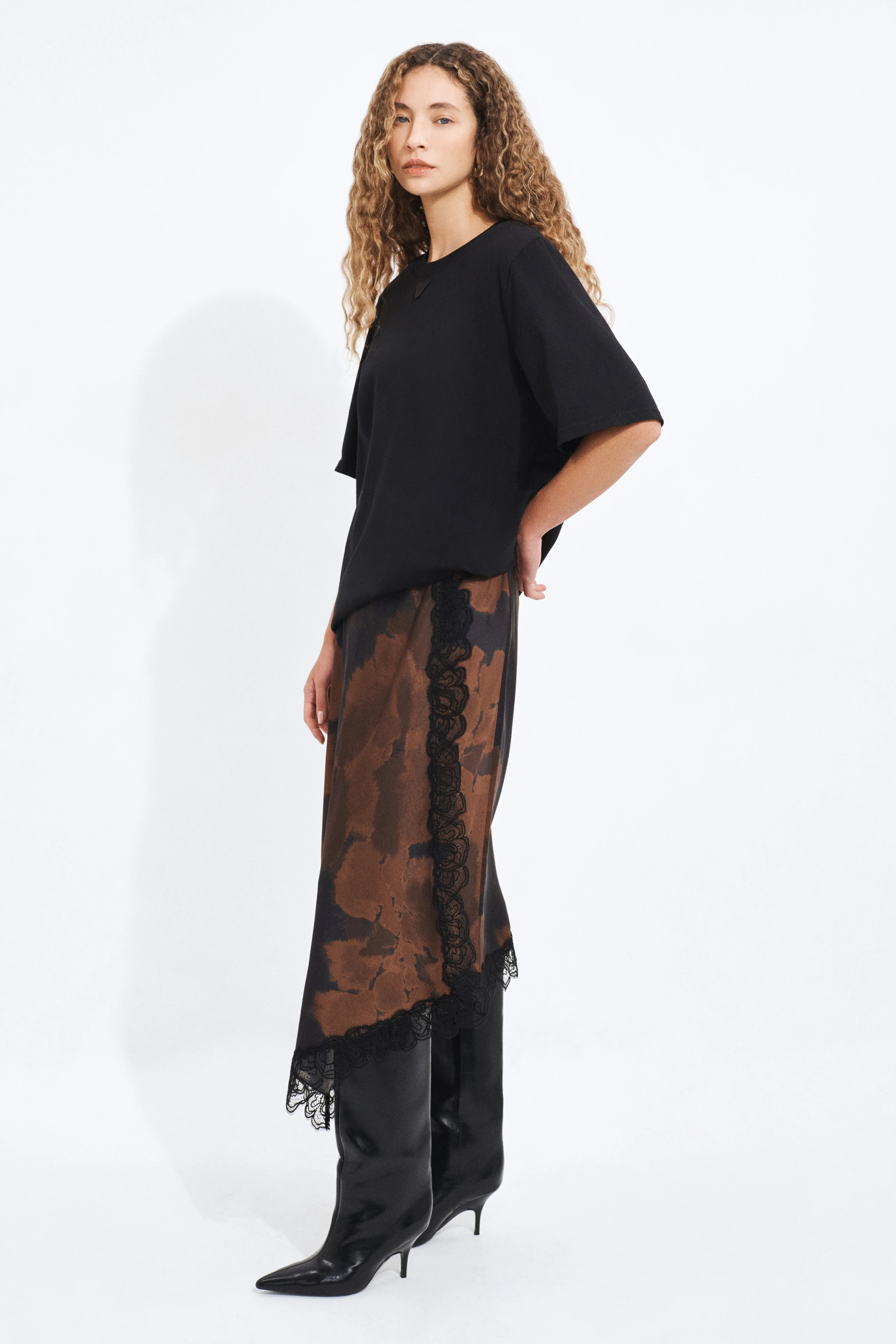Neroli Oversized Tee - Image 4