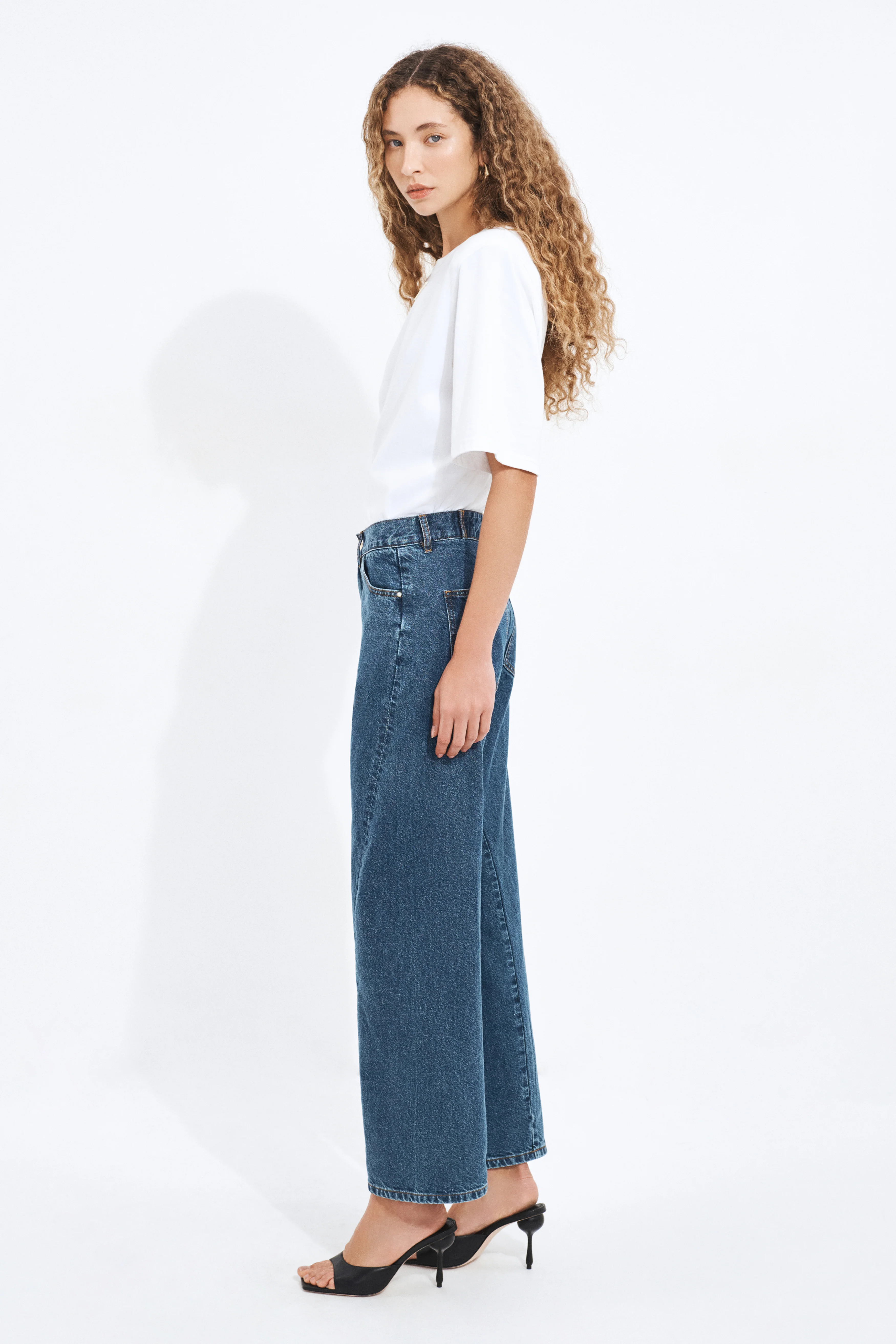 Neroli Oversized Tee - Image 6