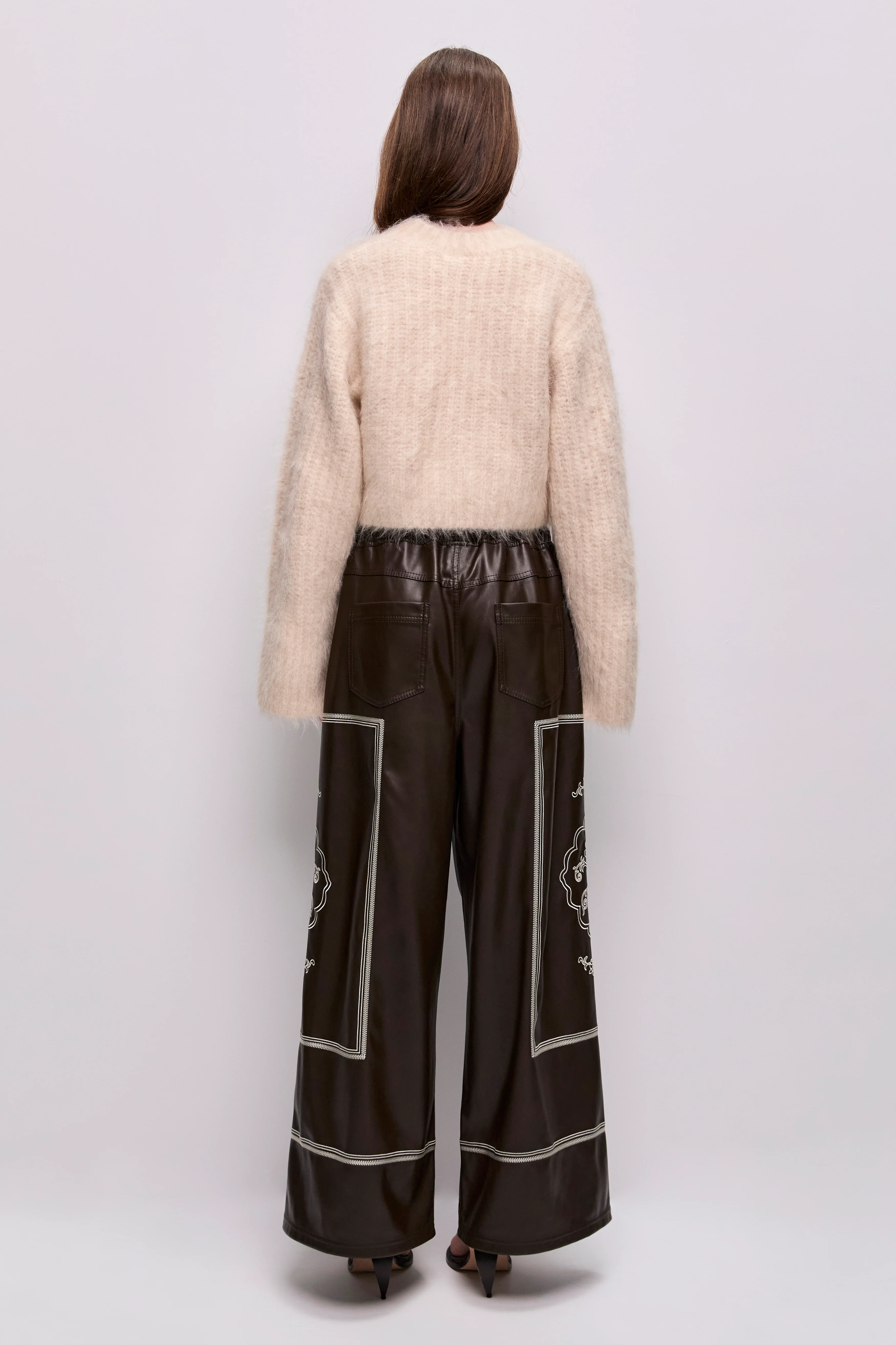 Niro Fluffy Jumper - Image 7