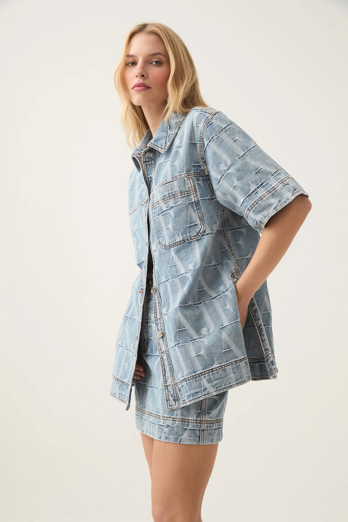 Nostalgia Jacquard Denim Shirt - Image 4