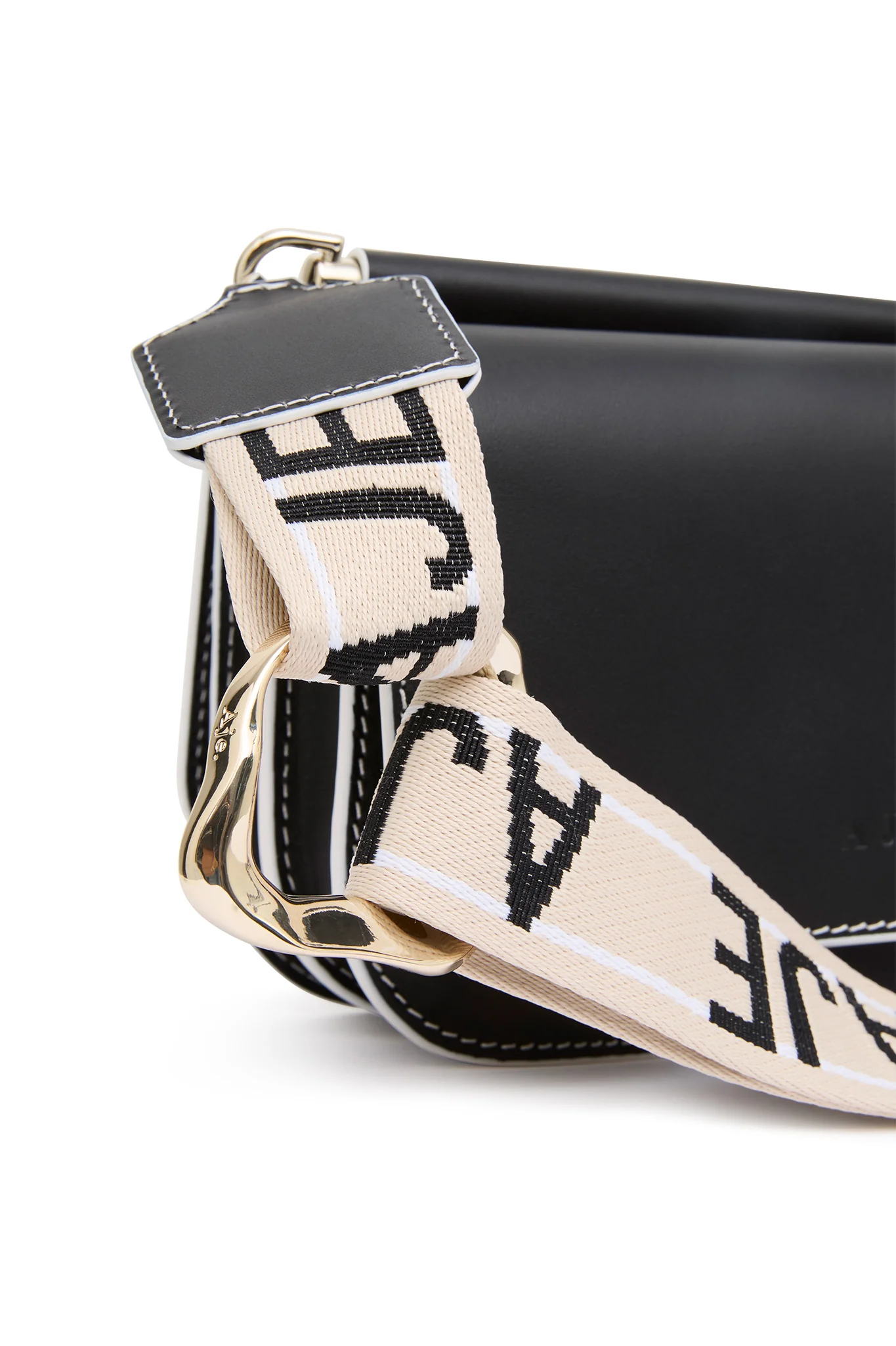 Nova Crossbody Bag - Image 4