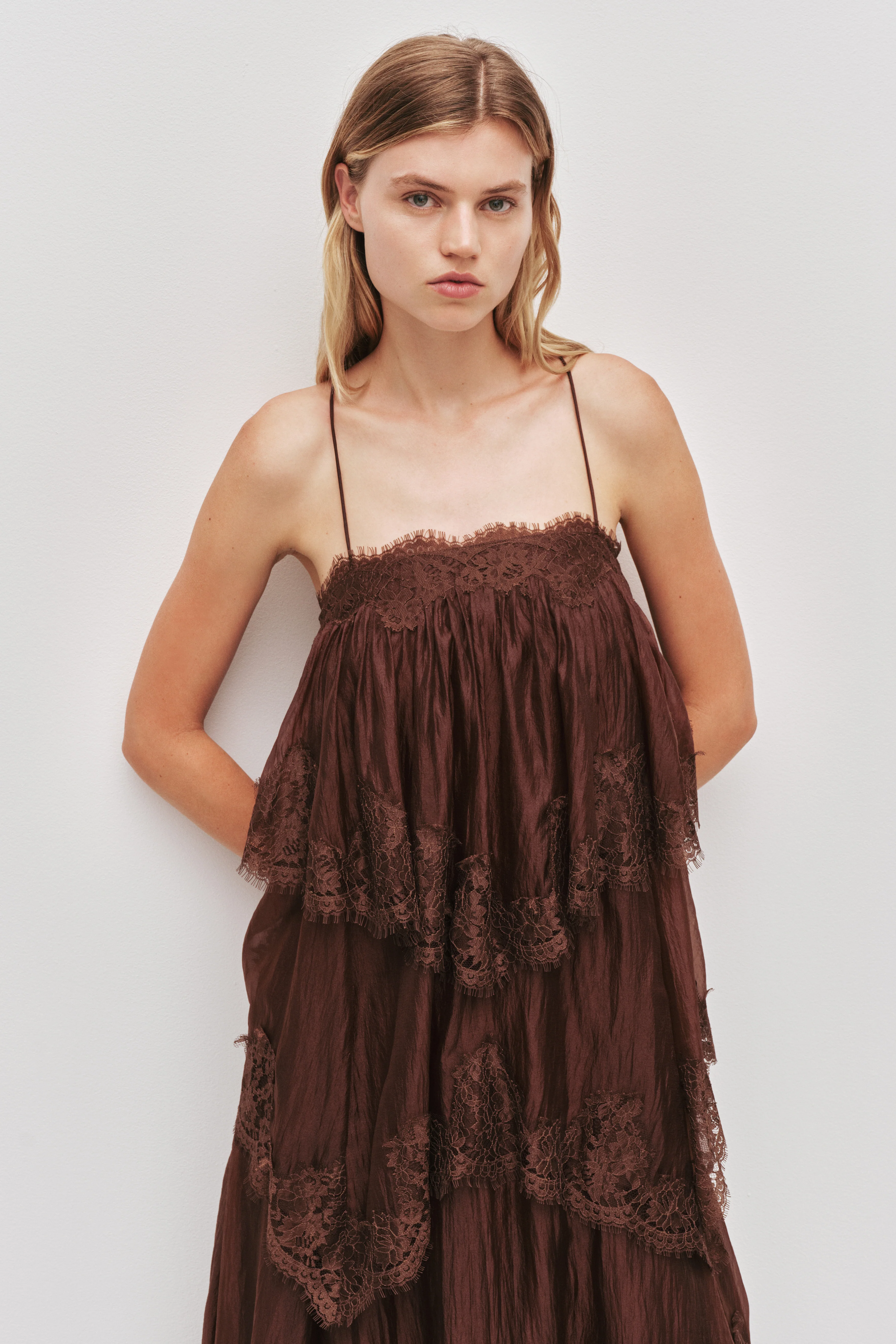 Ophelia Lace Gown - Image 9