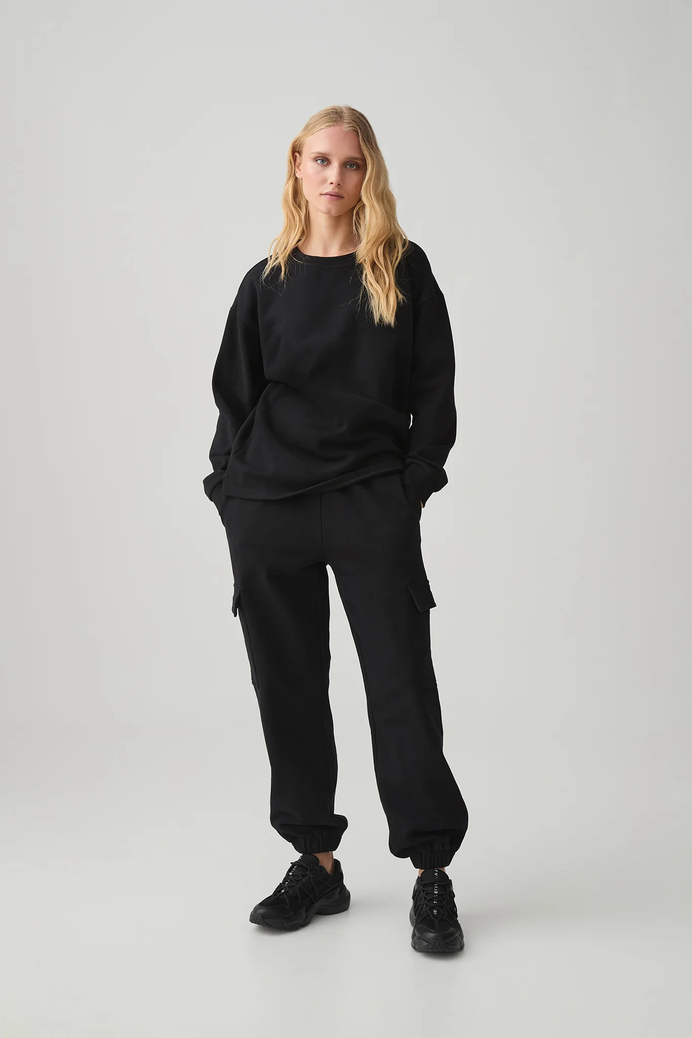 Oversized Crew Jumper 417 - Image 3