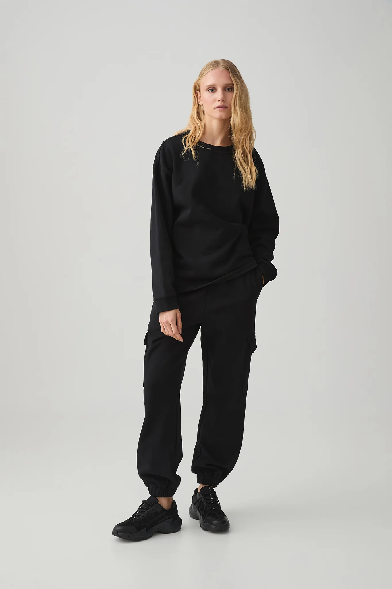Oversized Crew Jumper 417 - Image 4