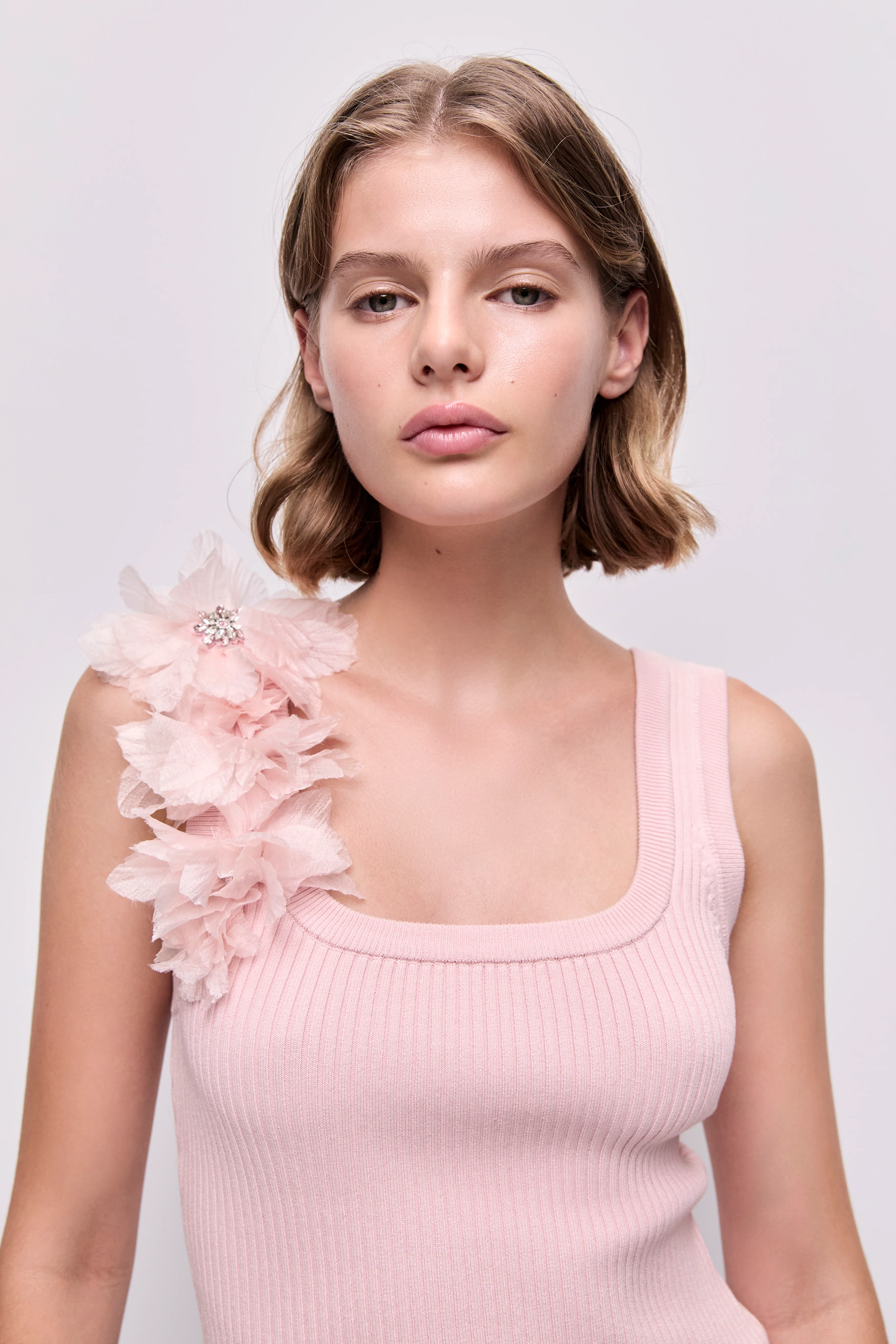 Pamela Flower Knit Tank - Image 4