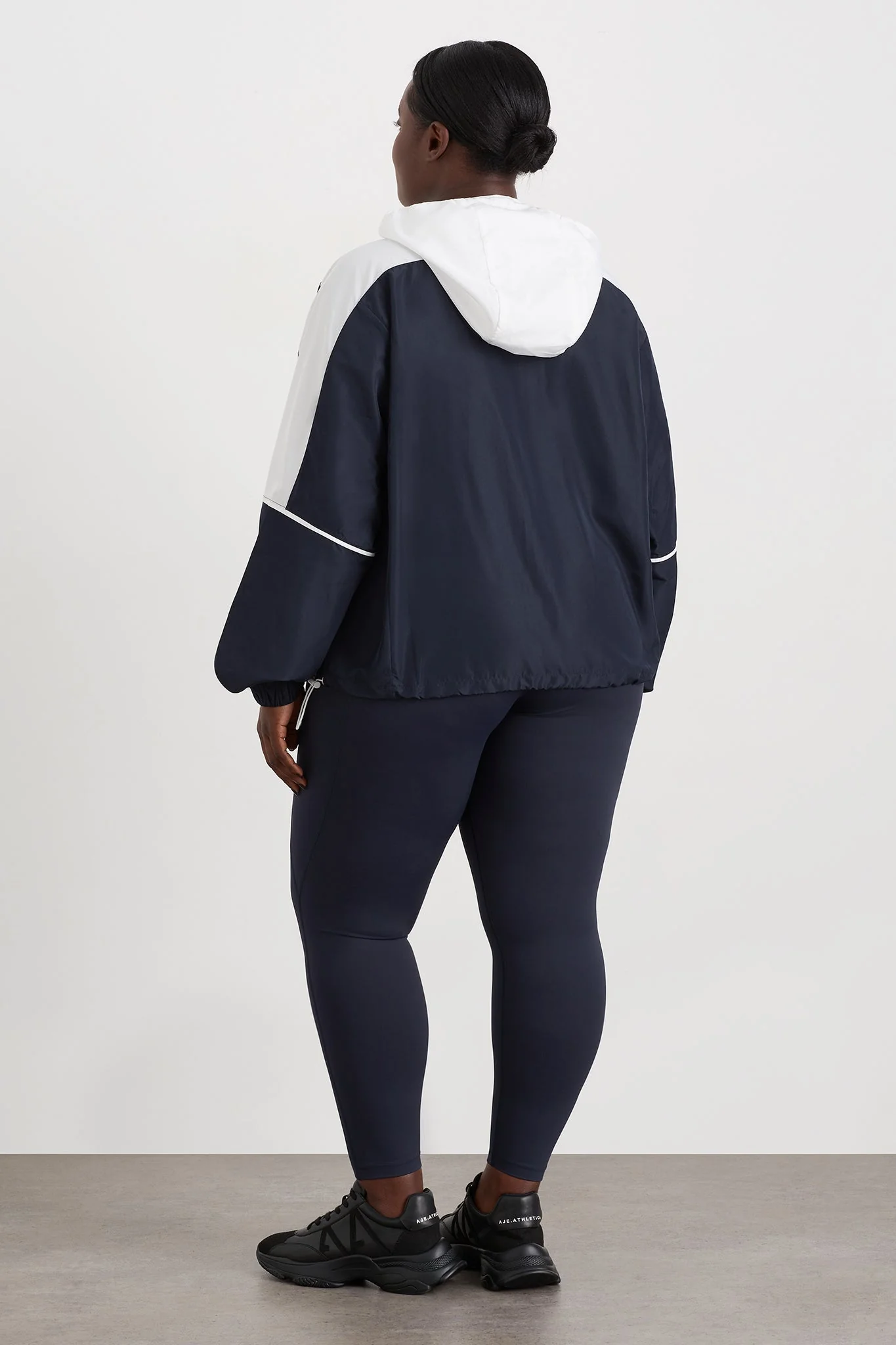 Panelled Zip Jacket 725 - Image 17