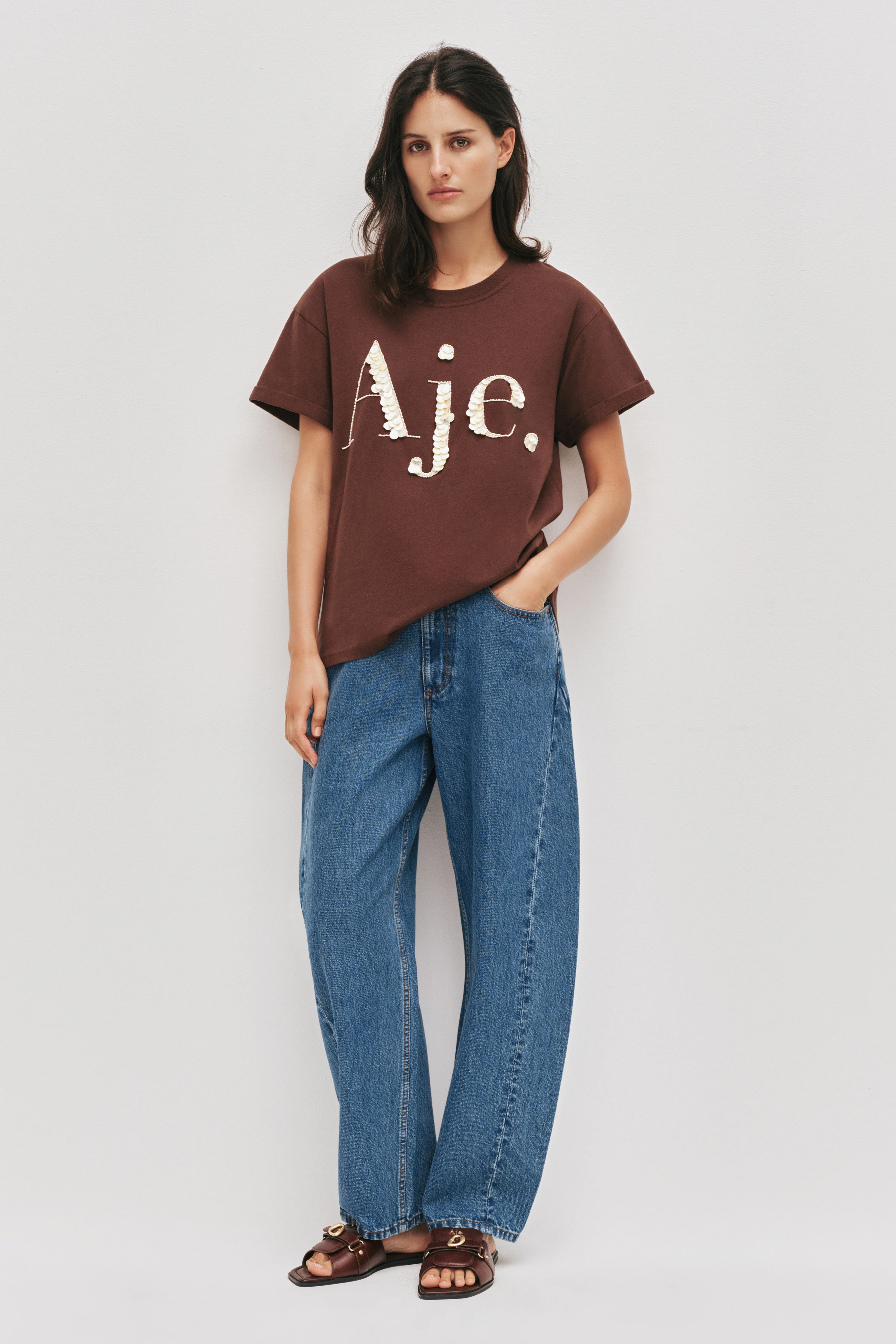 Pippa Pearl Logo Tee - Image 5