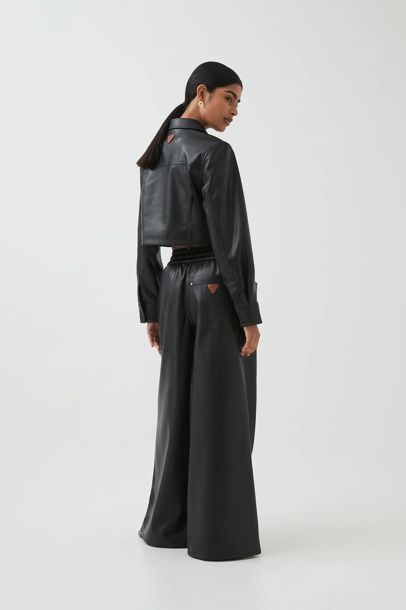 Raven Crop Shirt - Image 6