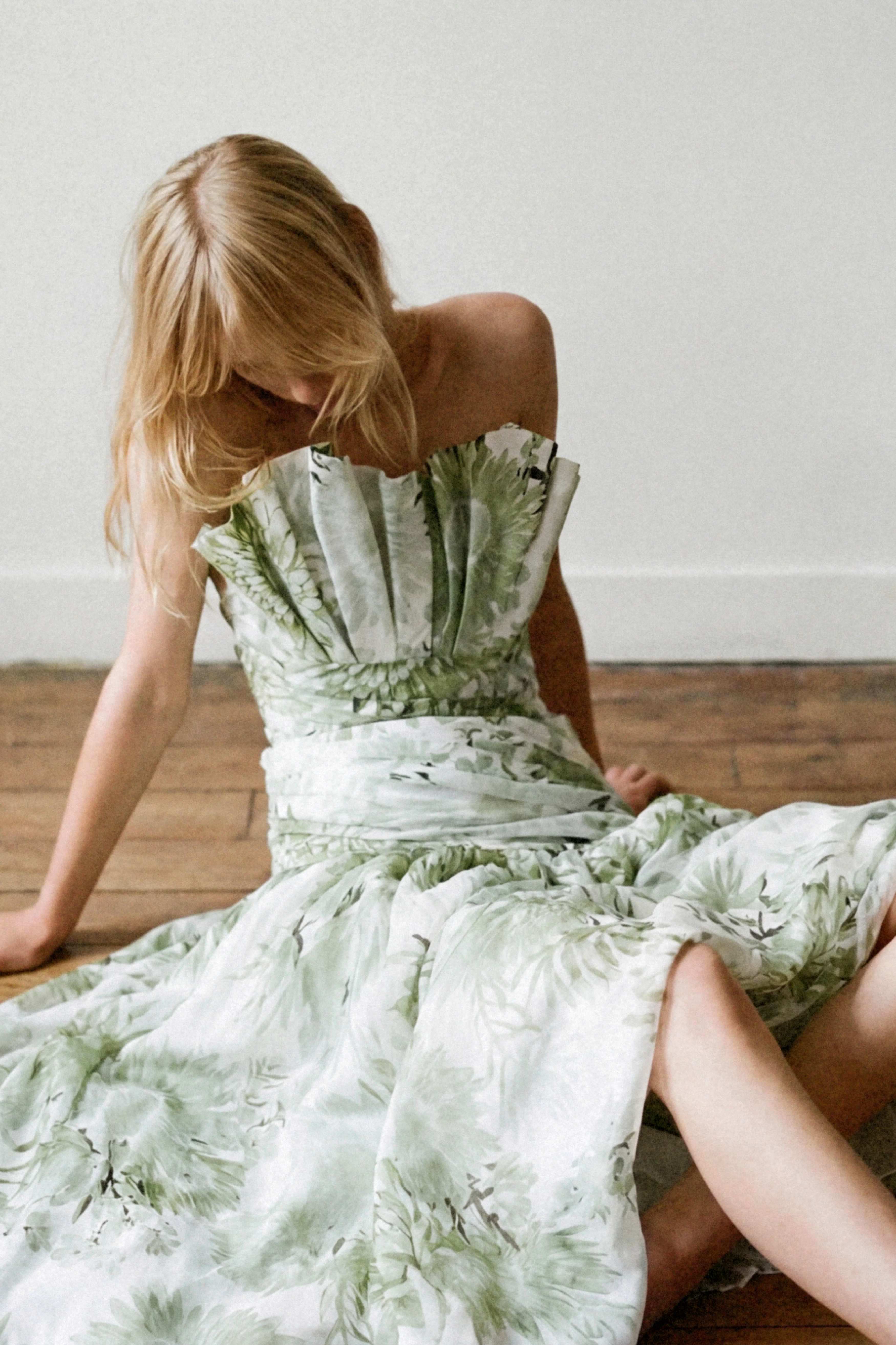 Reflector Gown - Image 8